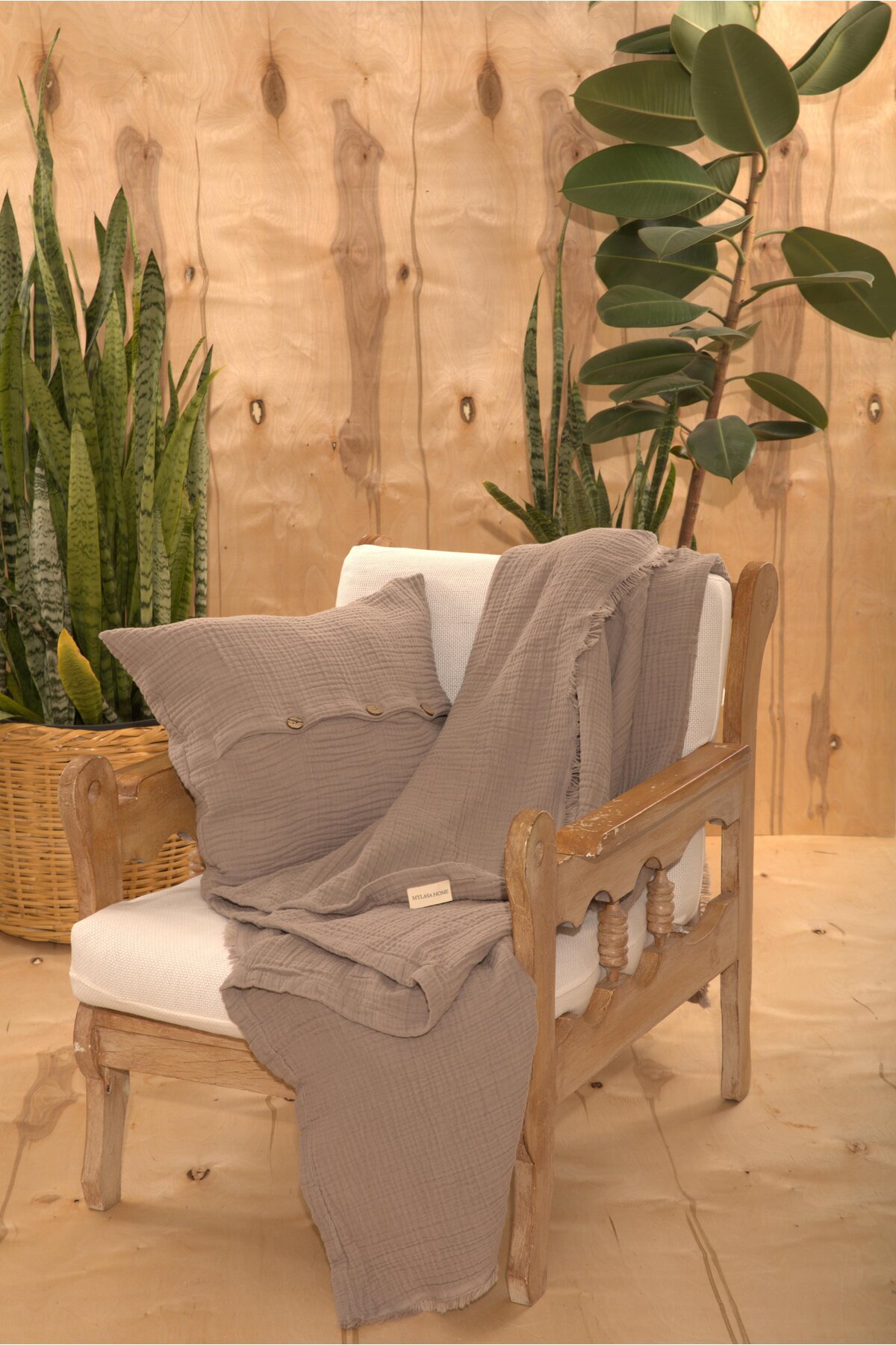 Definite 4 Katlı Müslin Düğmeli  Dekoratif Kırlent Kılıfı 45x45 - gri