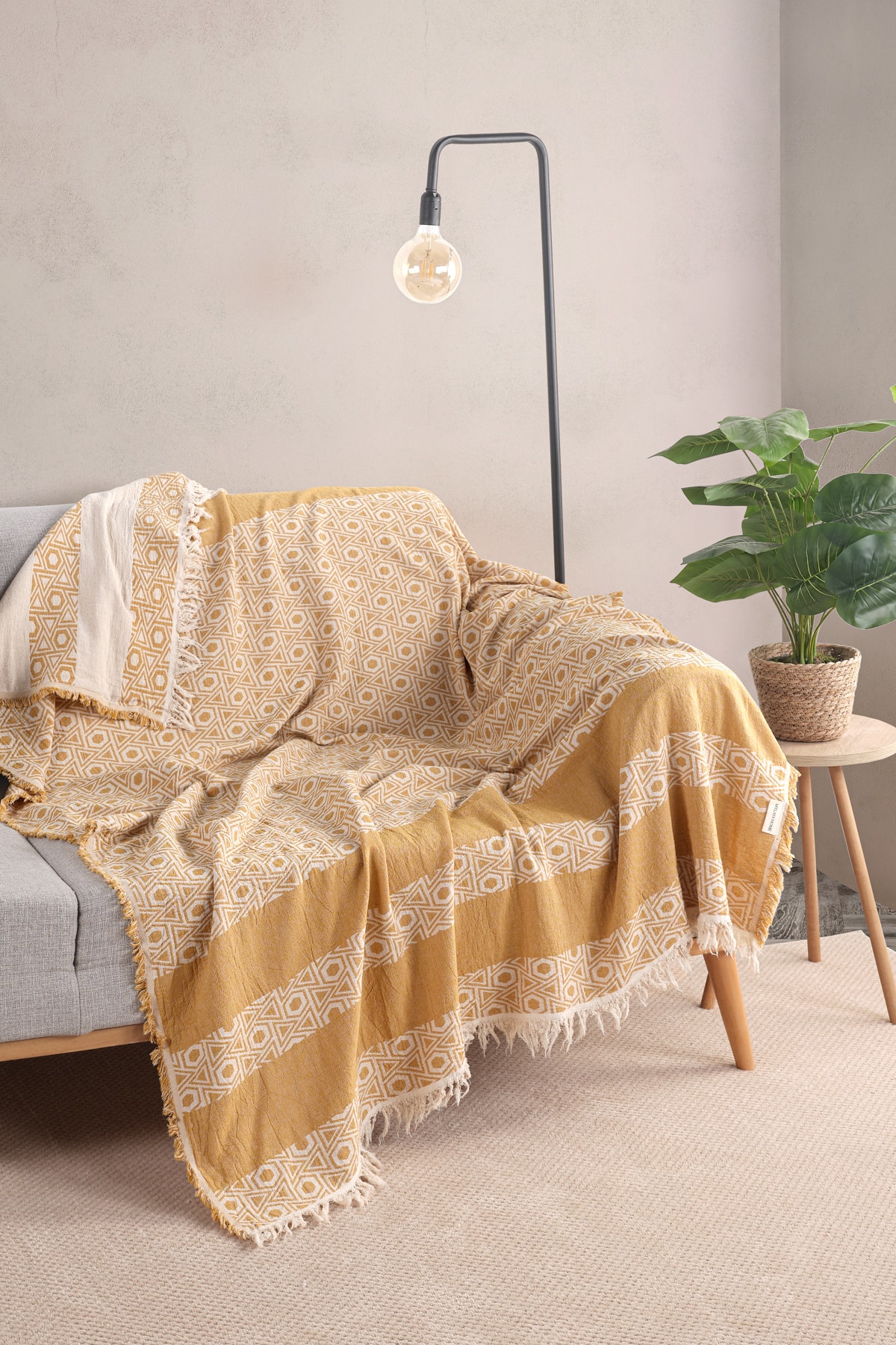 %100 Pamuk Signet Desenli Çok Amaçlı Koltuk Örtüsü 130x170 cm - gold