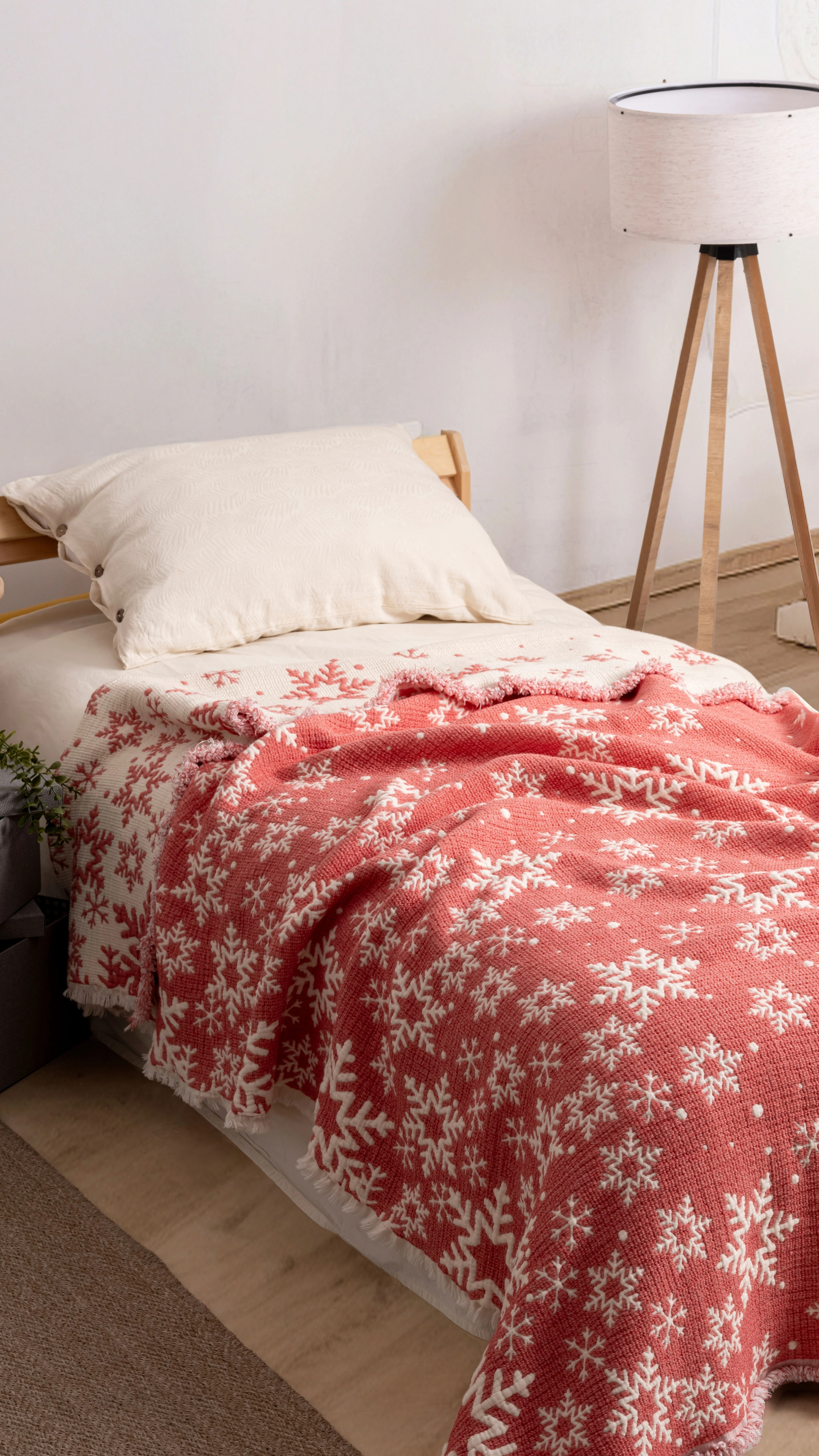  Yılbaşı Temalı Kar Tanesi Desenli Müslin Yorgan | %100 Pamuk | Çift Kişilik | Kırmızı ve Yeşil