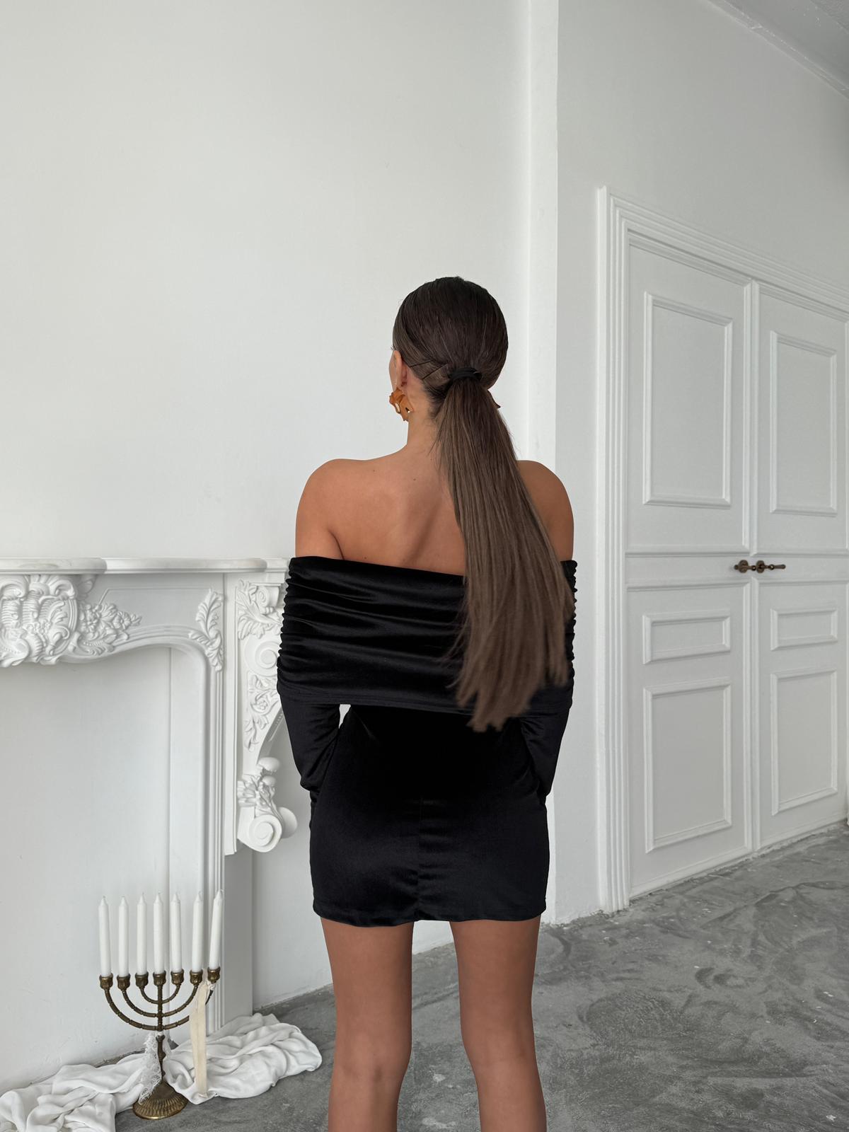 Kadife kumaş mini Elbise