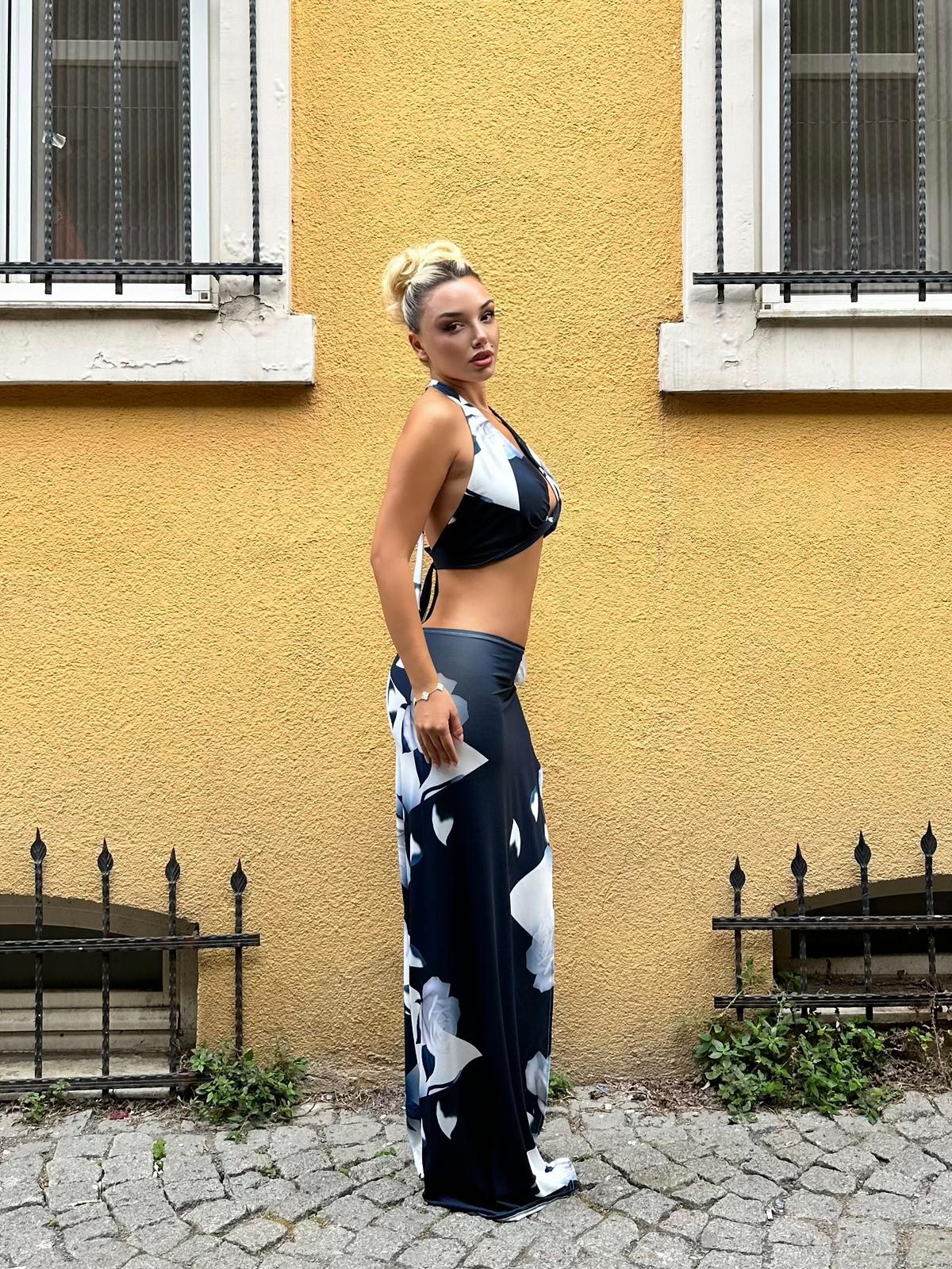 Mikro dijital  kumaş  gül detaylı ikili takım