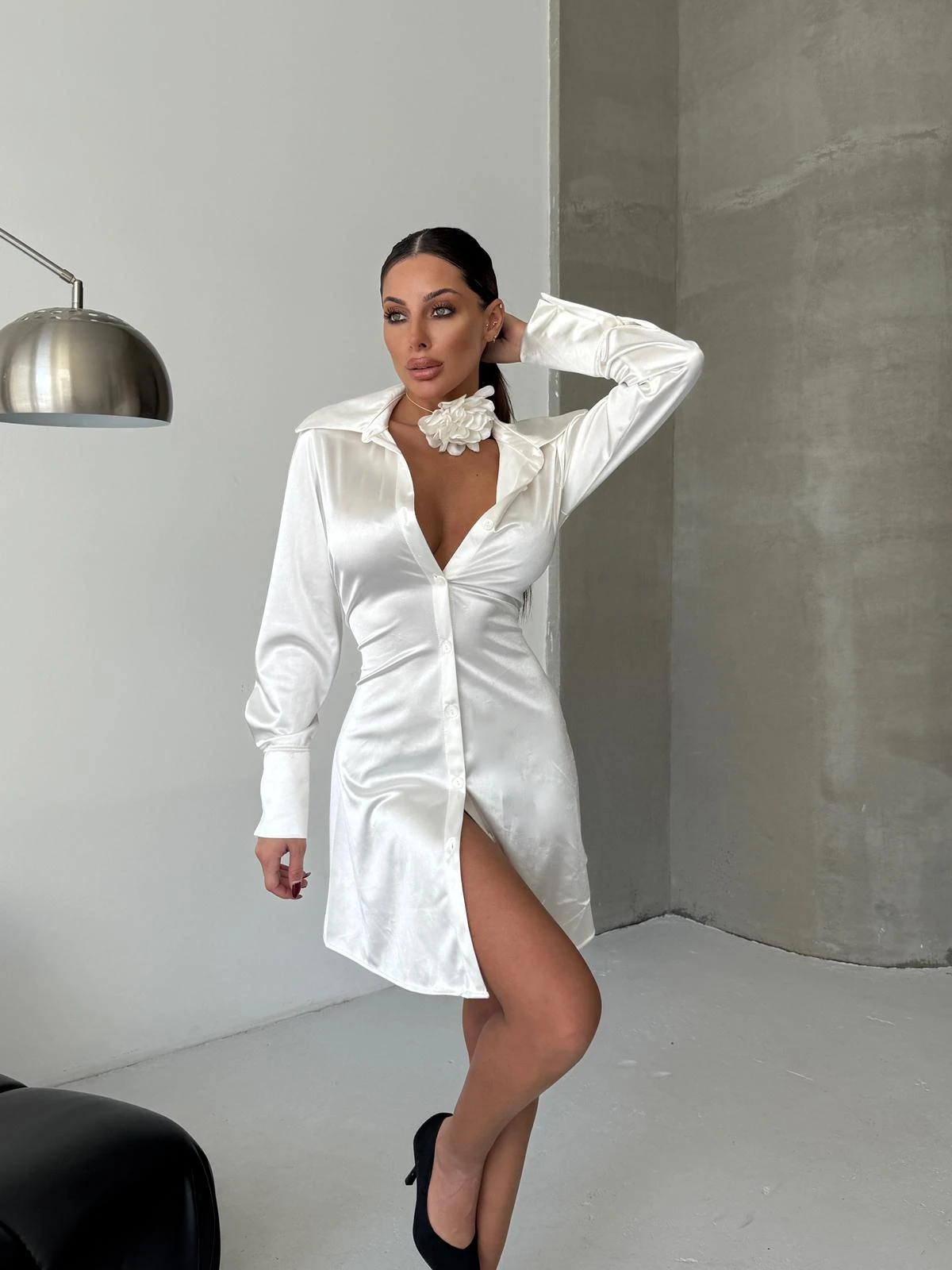 Arkası korseli gömlek elbise