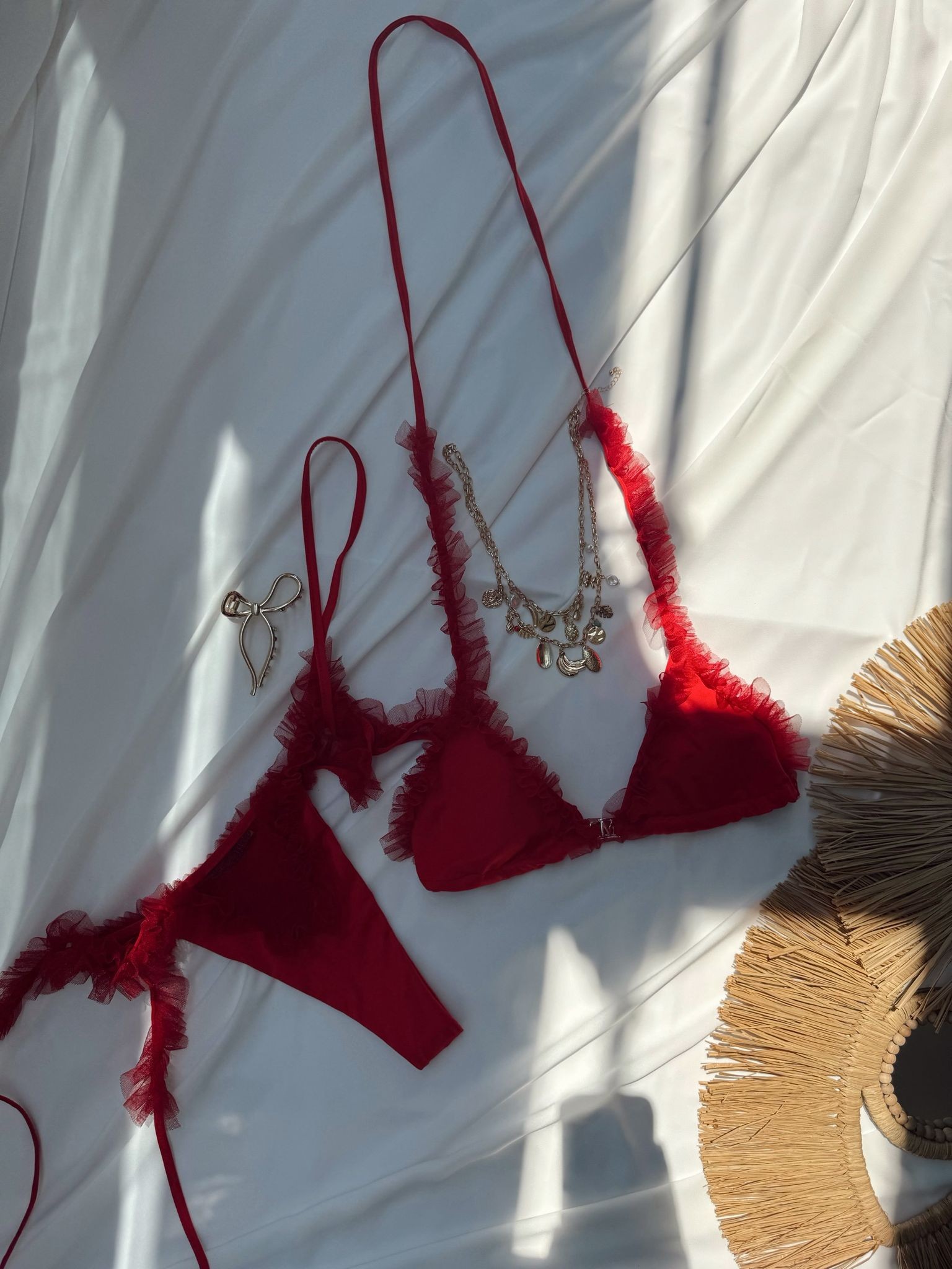 İkili bikini set aksesuar detaylı - Kırmızı