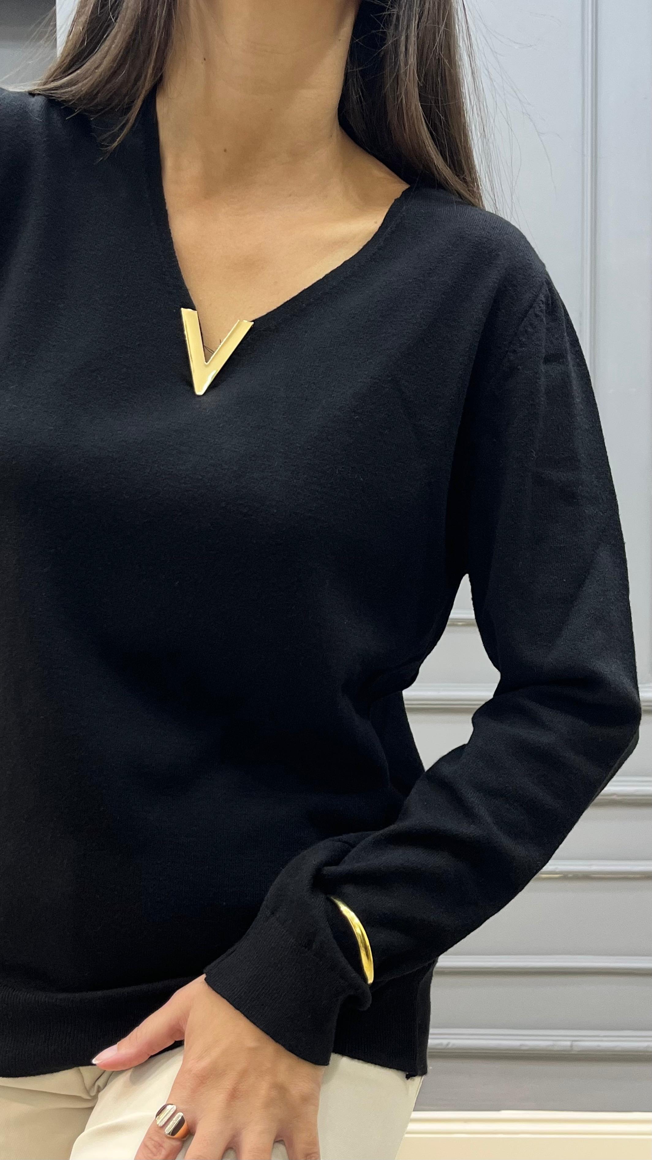 Aksesuarlı V Yaka Triko - Siyah