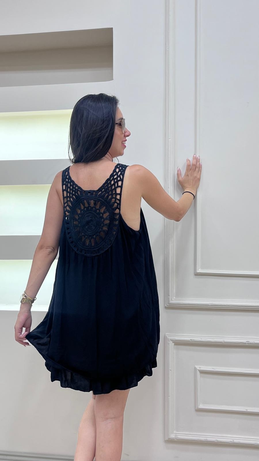 Sırt Detaylı Uzun Bluz