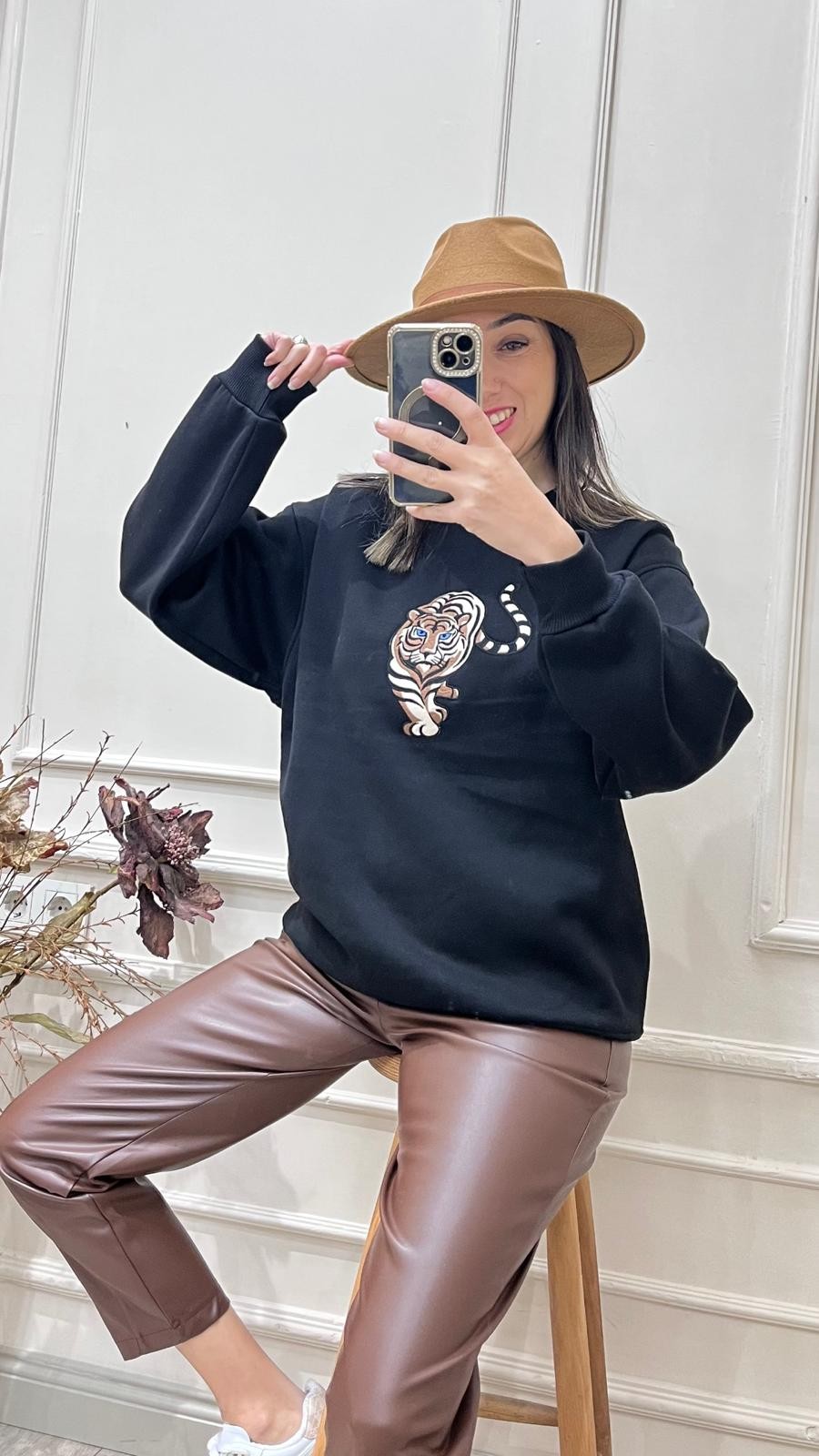 Nakışlı Leopar Sweatshirt - Siyah