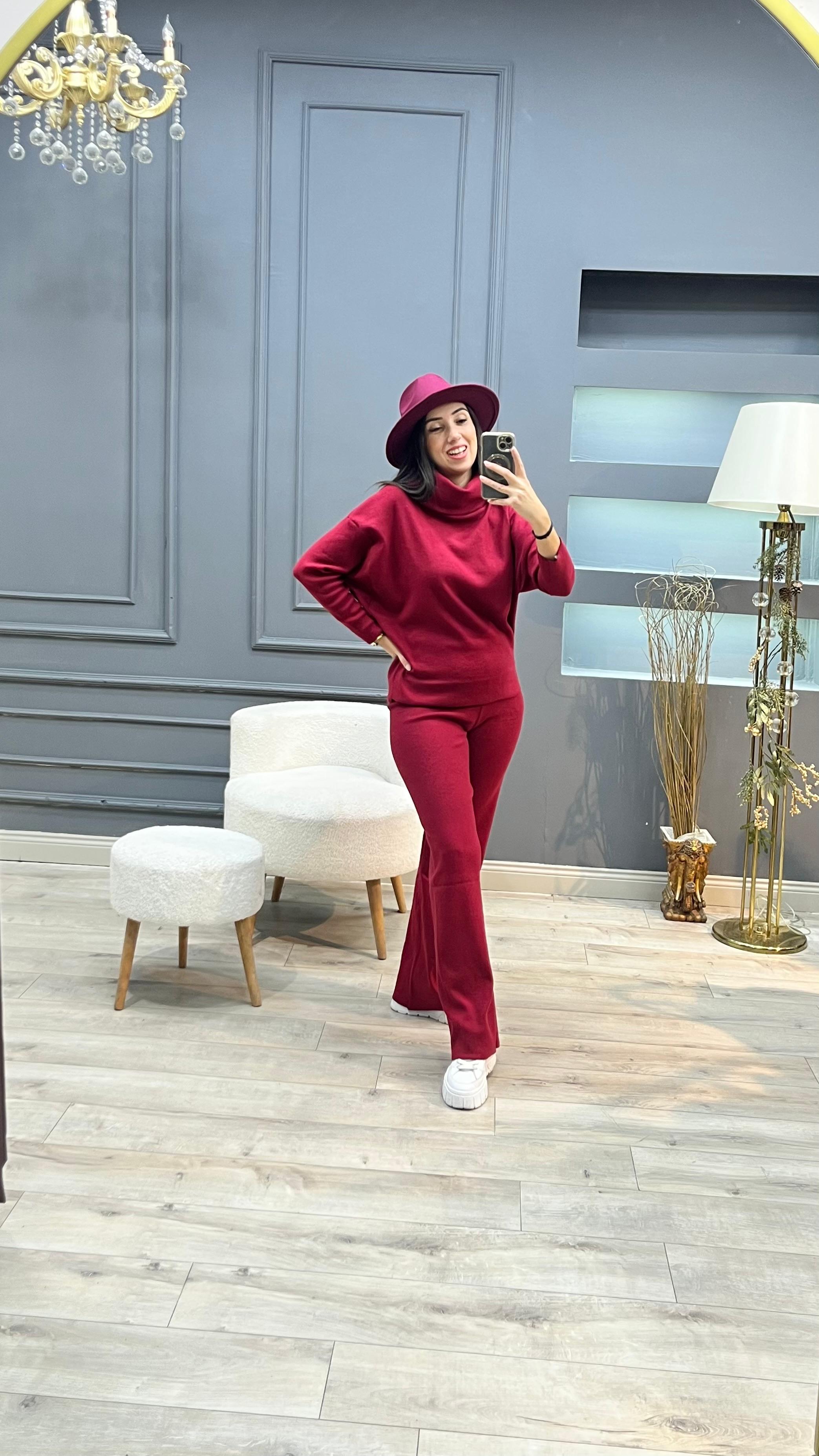 Degaje Yaka Likralı Yumoş Takım