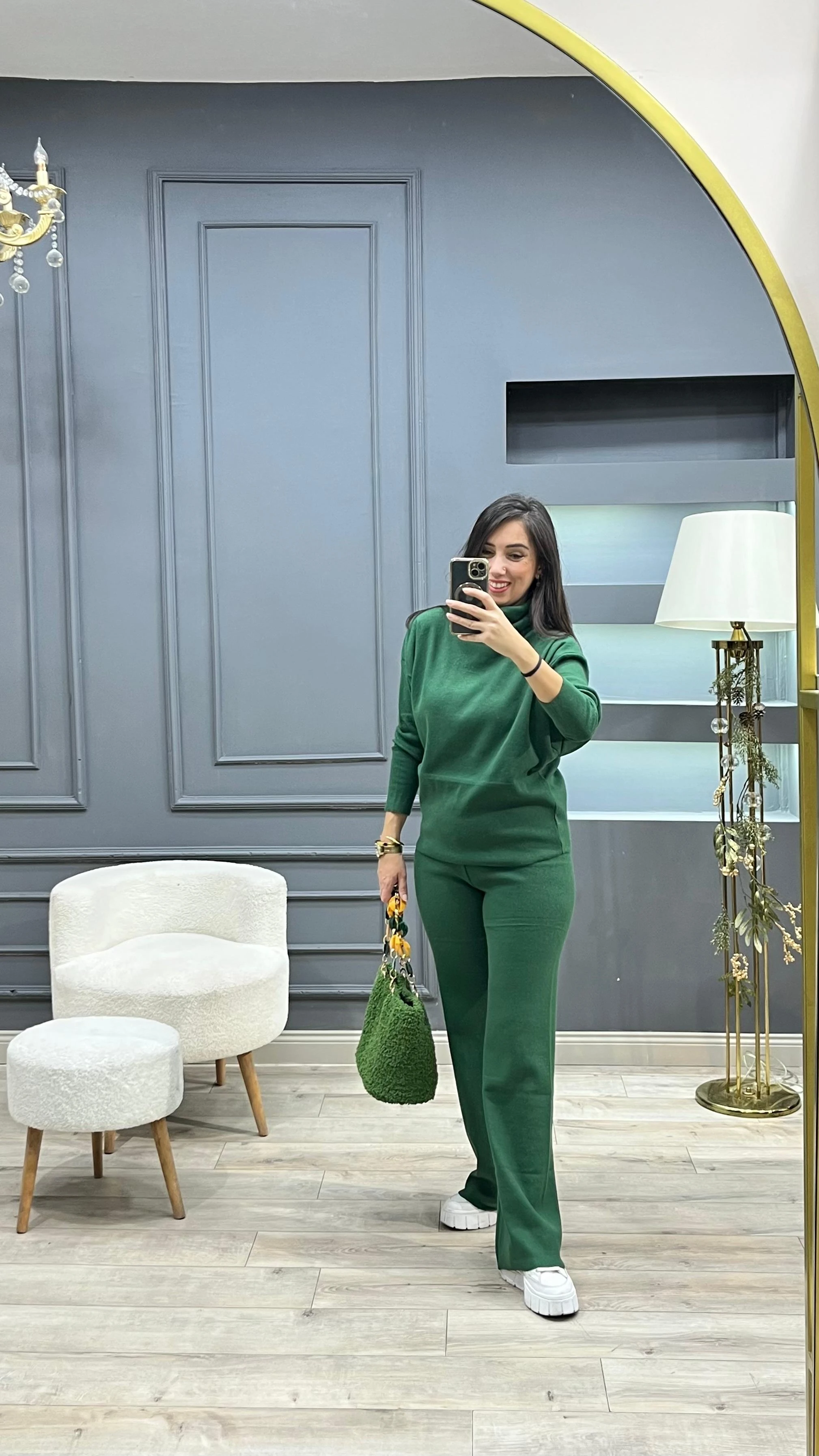 Degaje Yaka Likralı Yumoş Takım - Yeşil