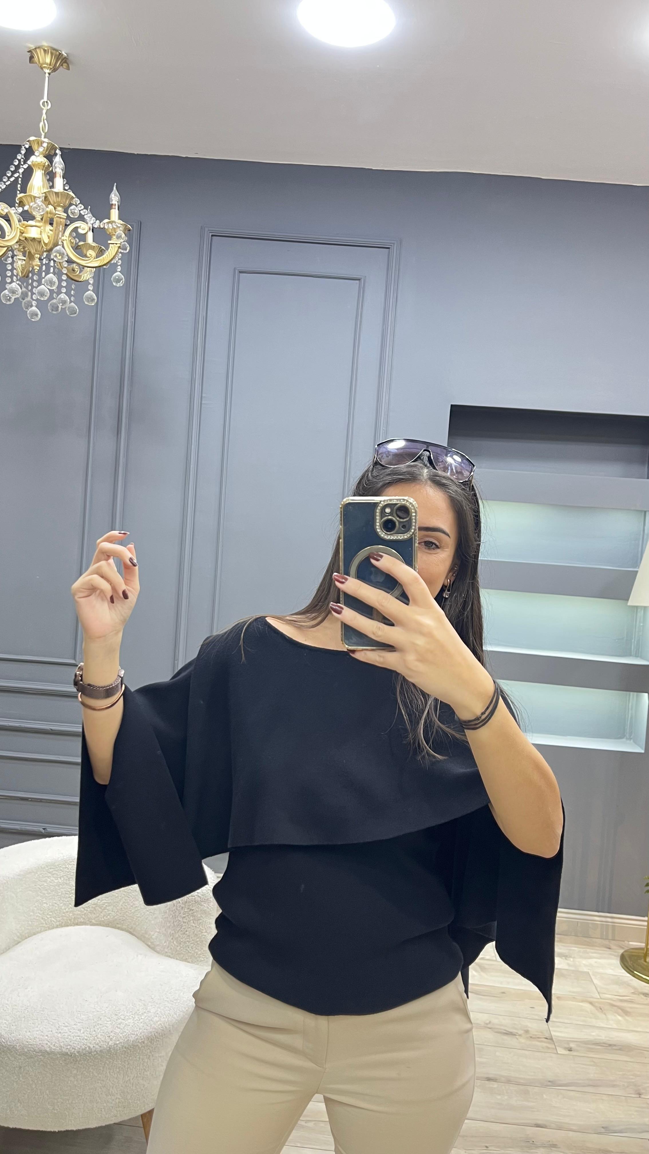 Pelerinli Triko Bluz - Siyah