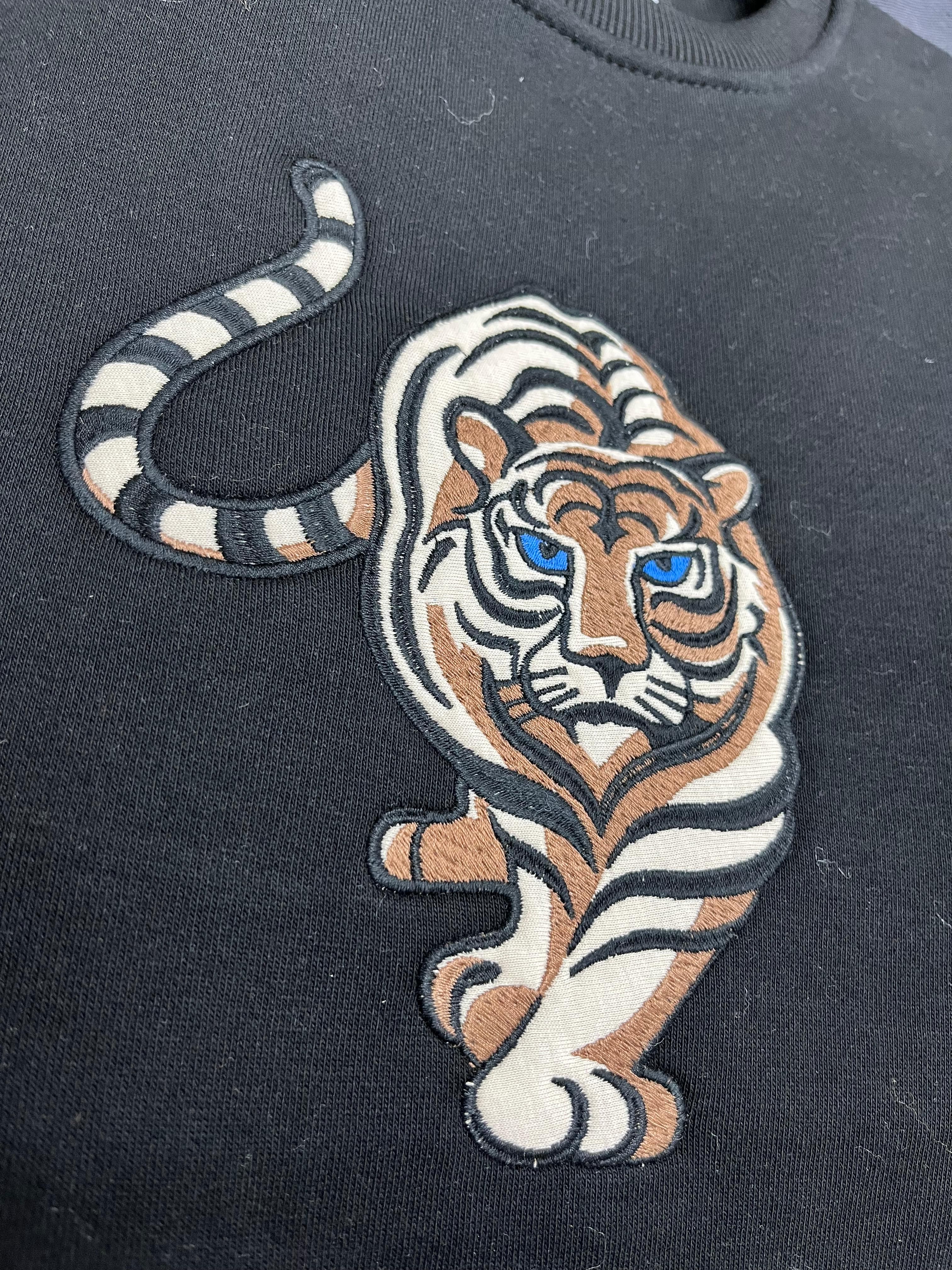 Nakışlı Leopar Sweatshirt