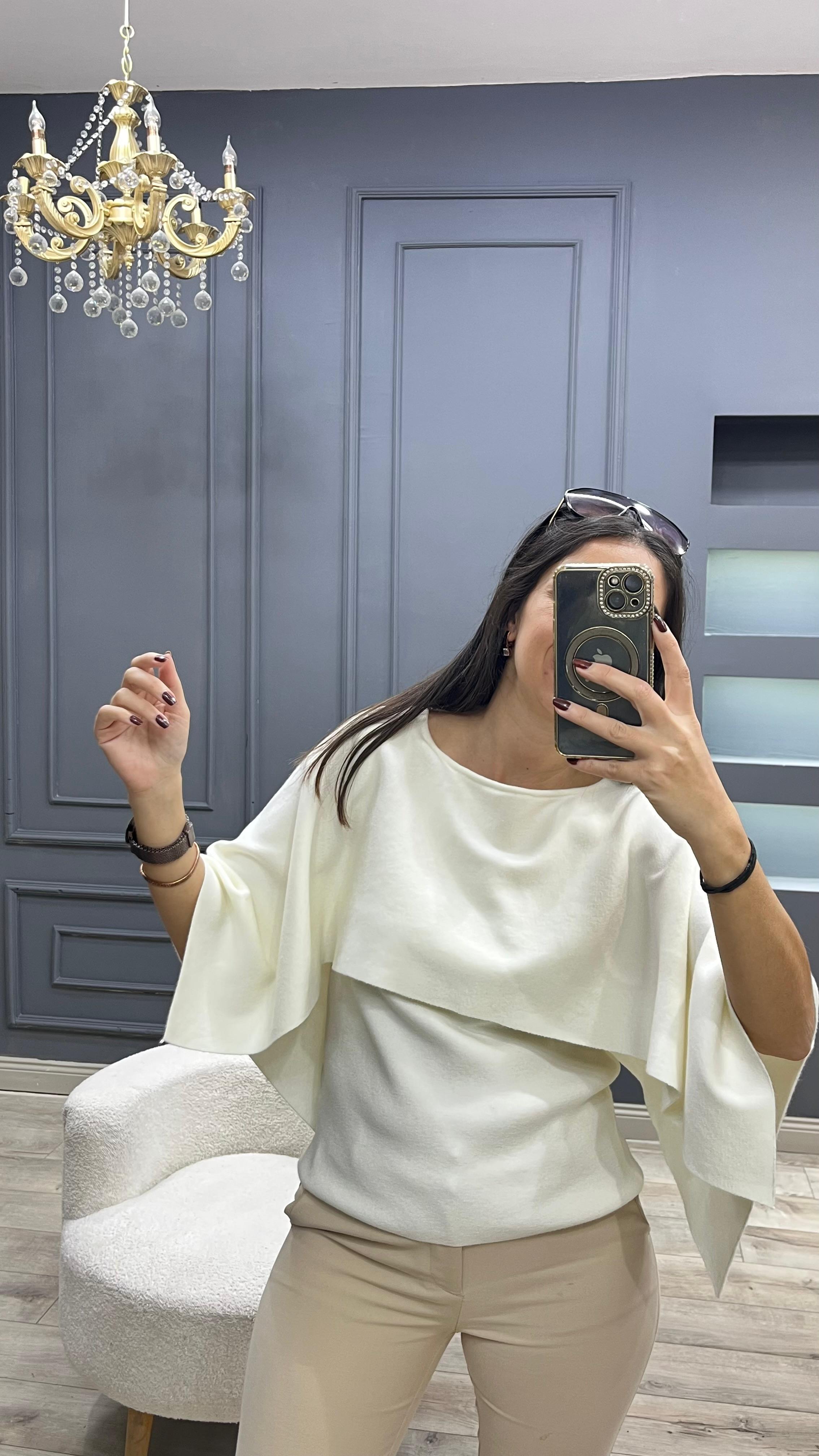 Pelerinli Triko Bluz - Krem