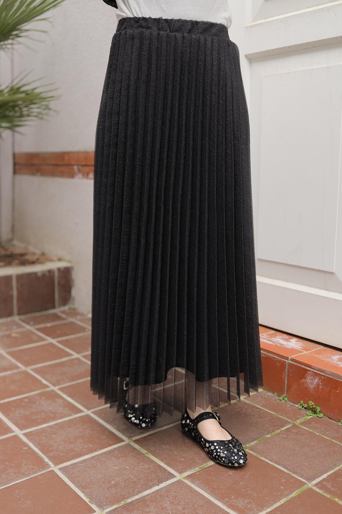 Pileli Etek Siyah