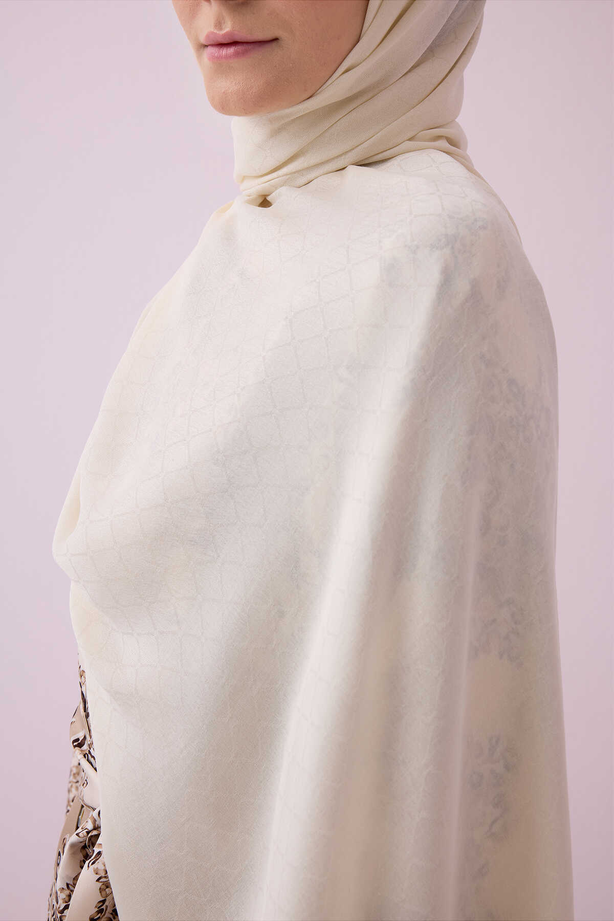 Baklava Cupro Jakar Şal 70x210 - Ekru