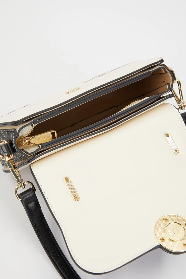 Siyah Toka İşlemeli Omuz Çantası