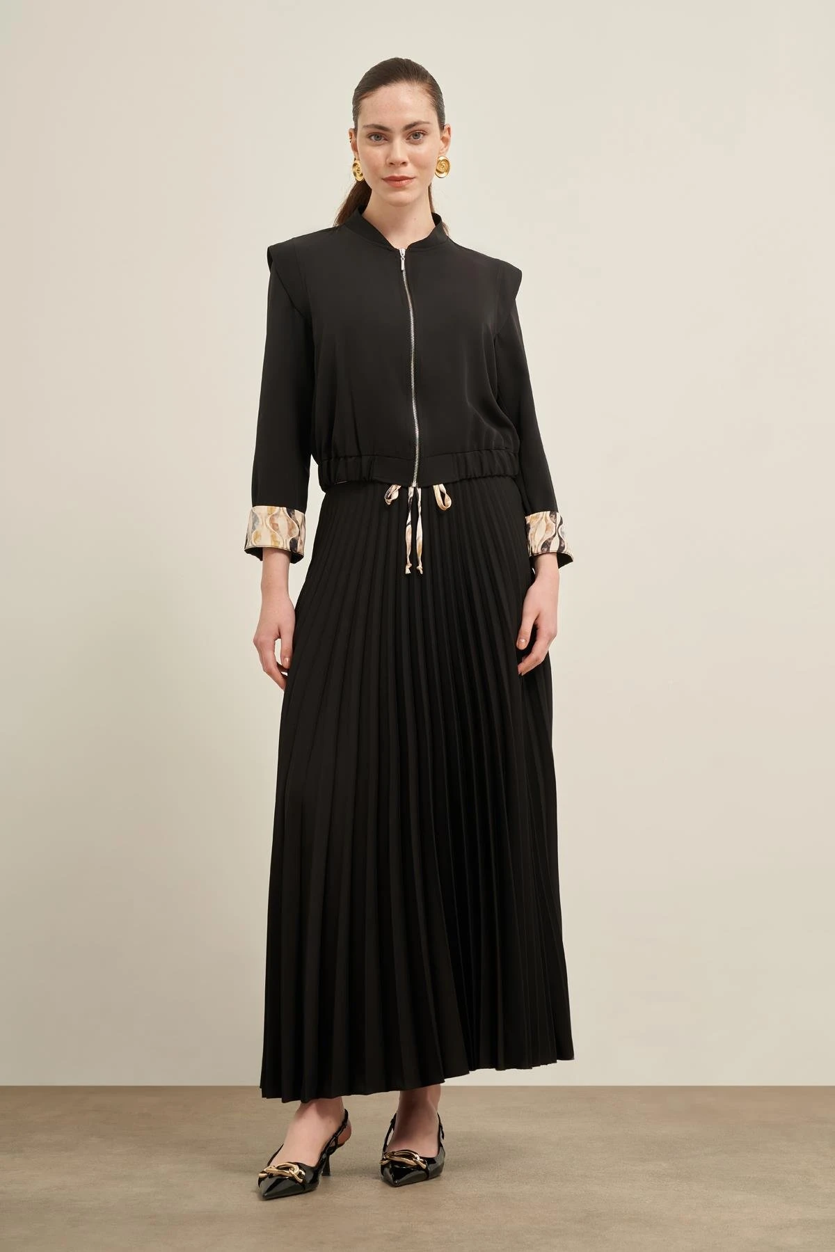 Plise Etekli Takım Siyah