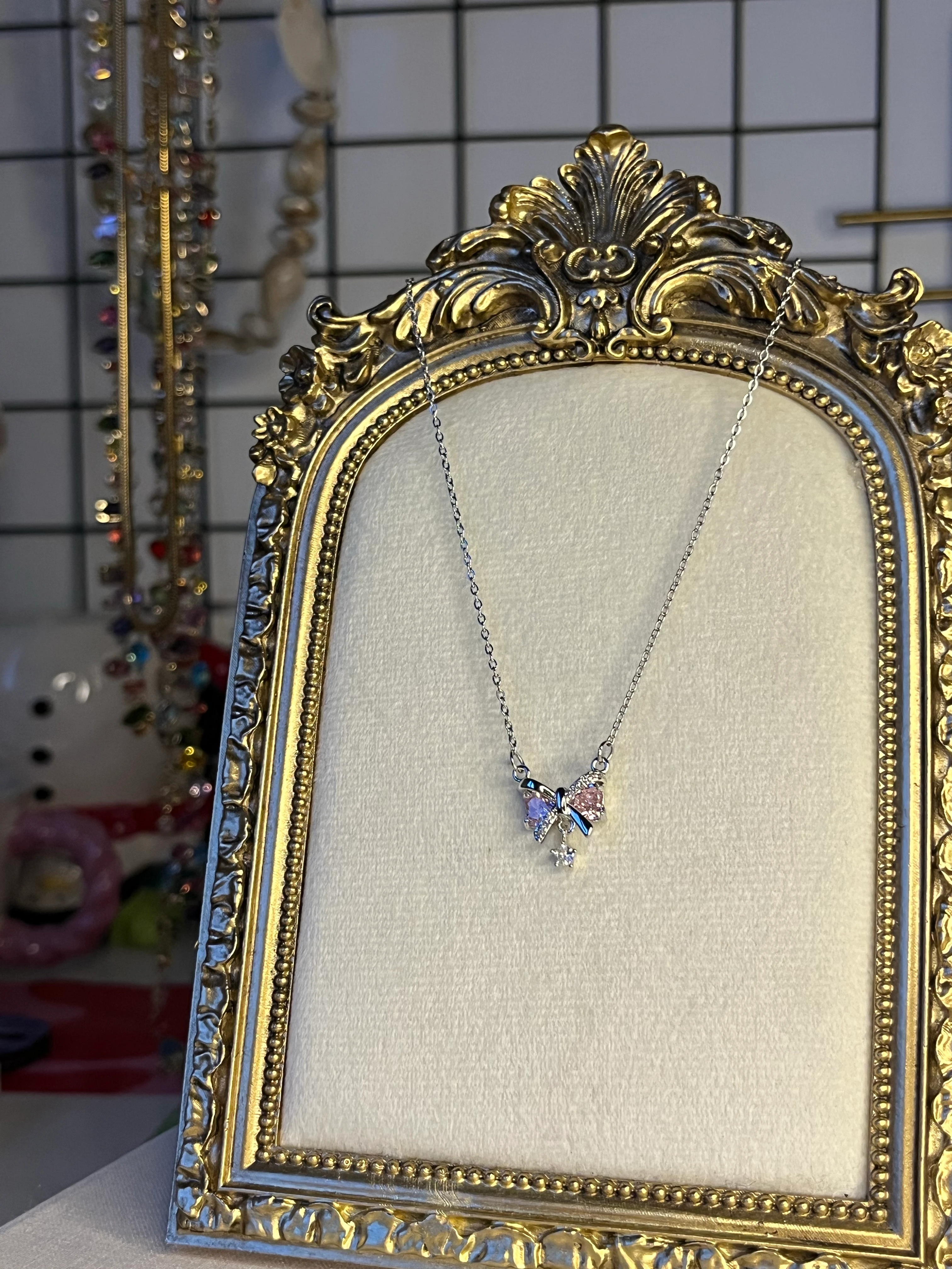 Silver pembe detay kurdele kolye