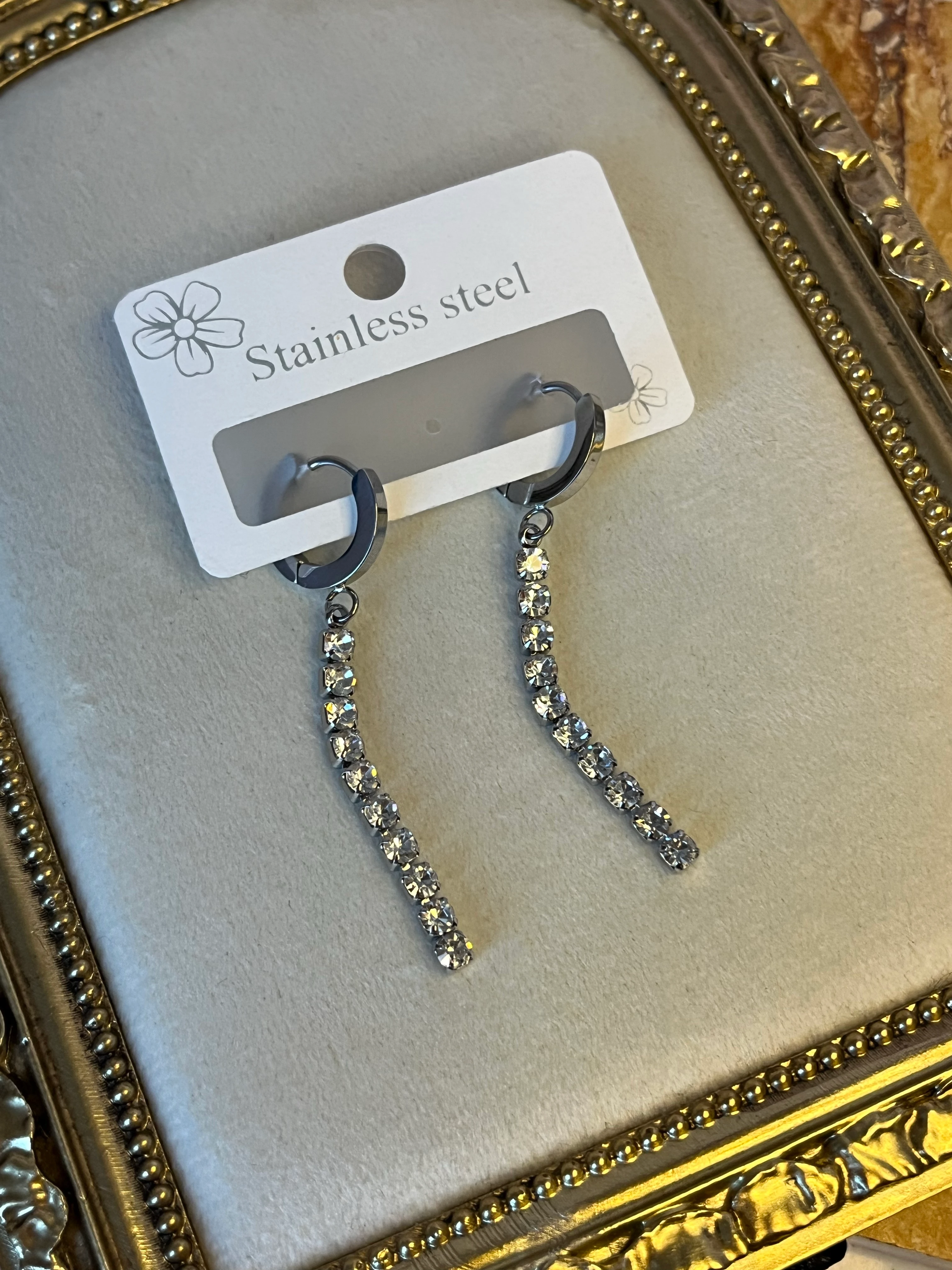 Işıltı silver küpe