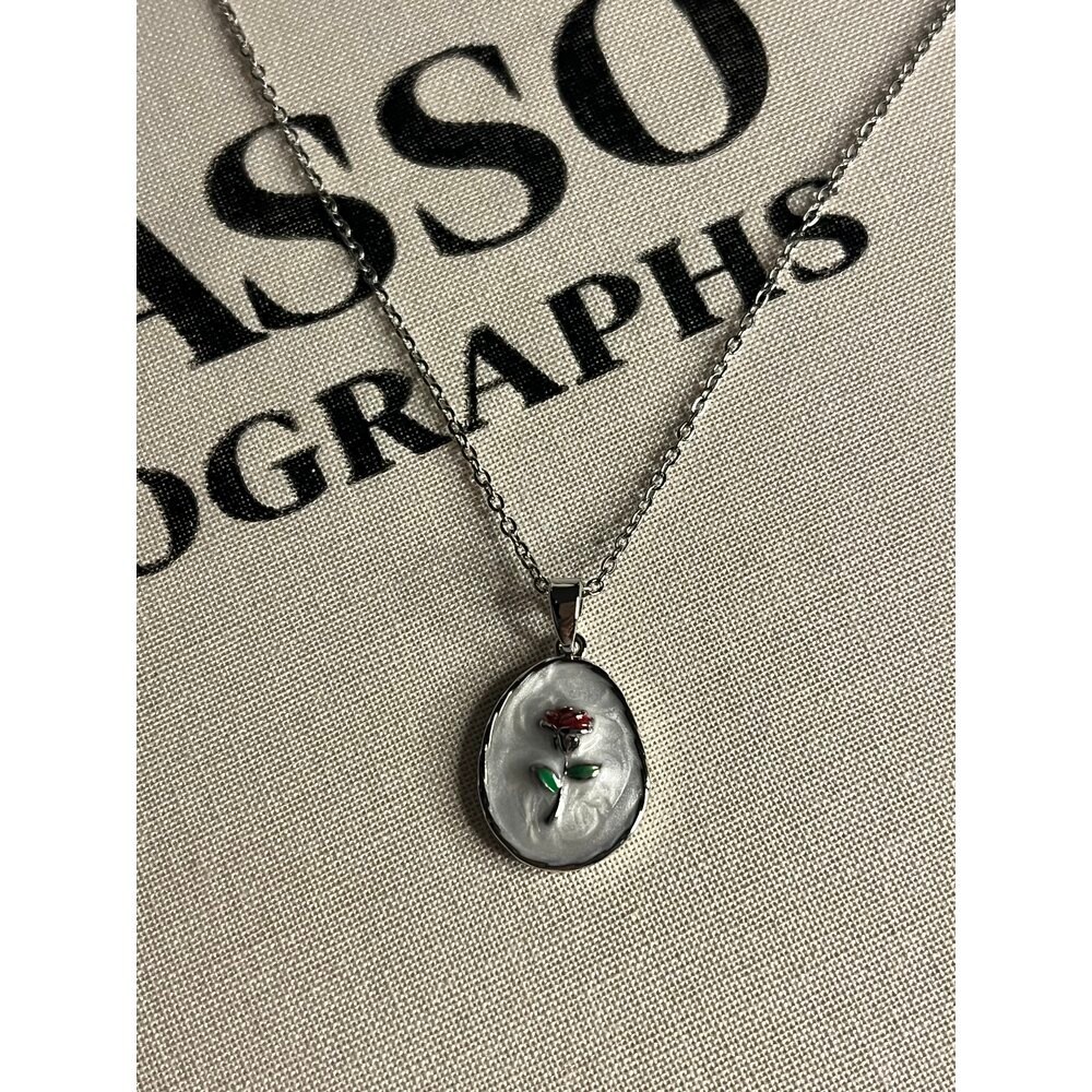 Sedefli gül kolye silver