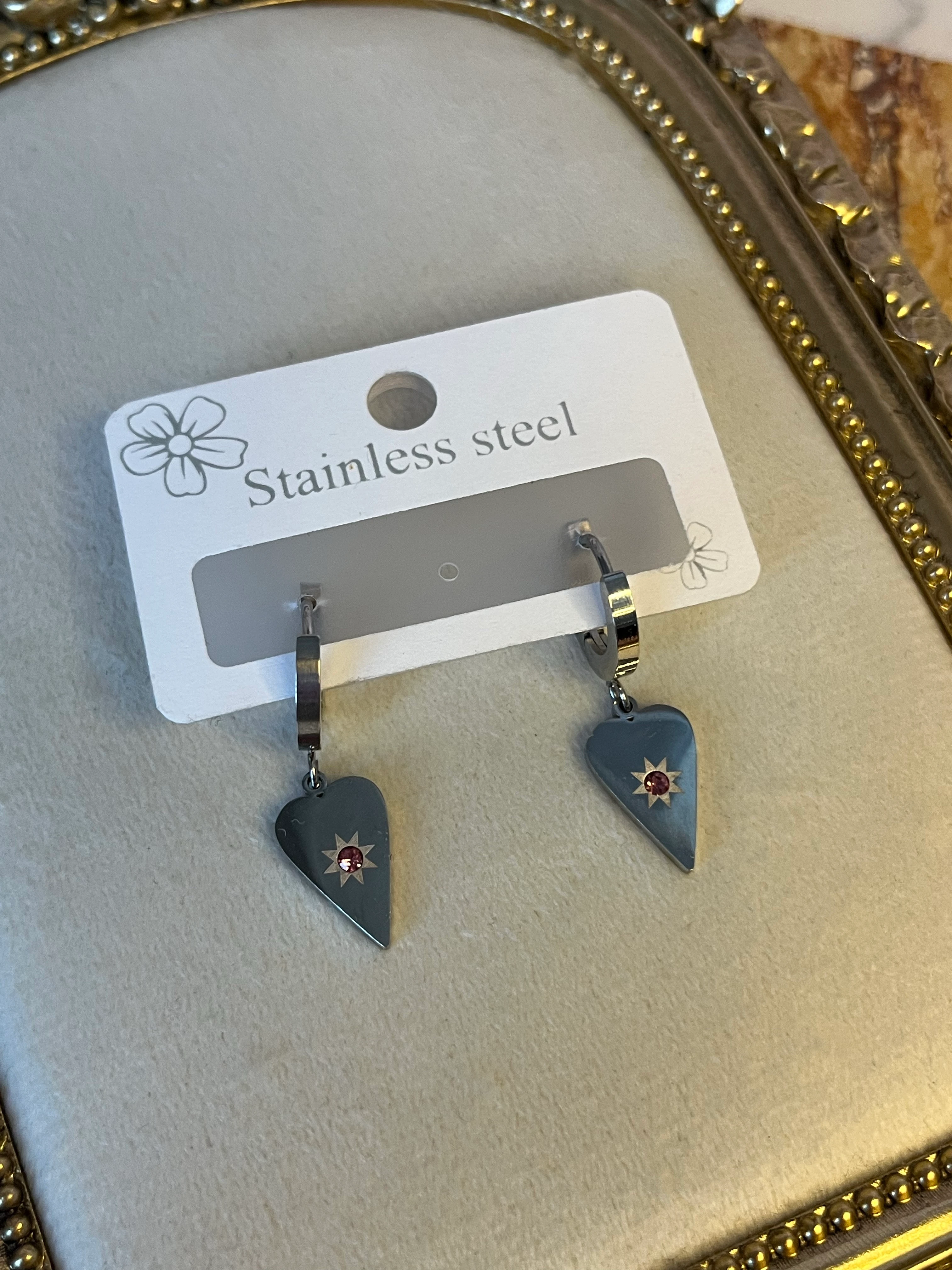 Silver üçgen pembe detay küpe