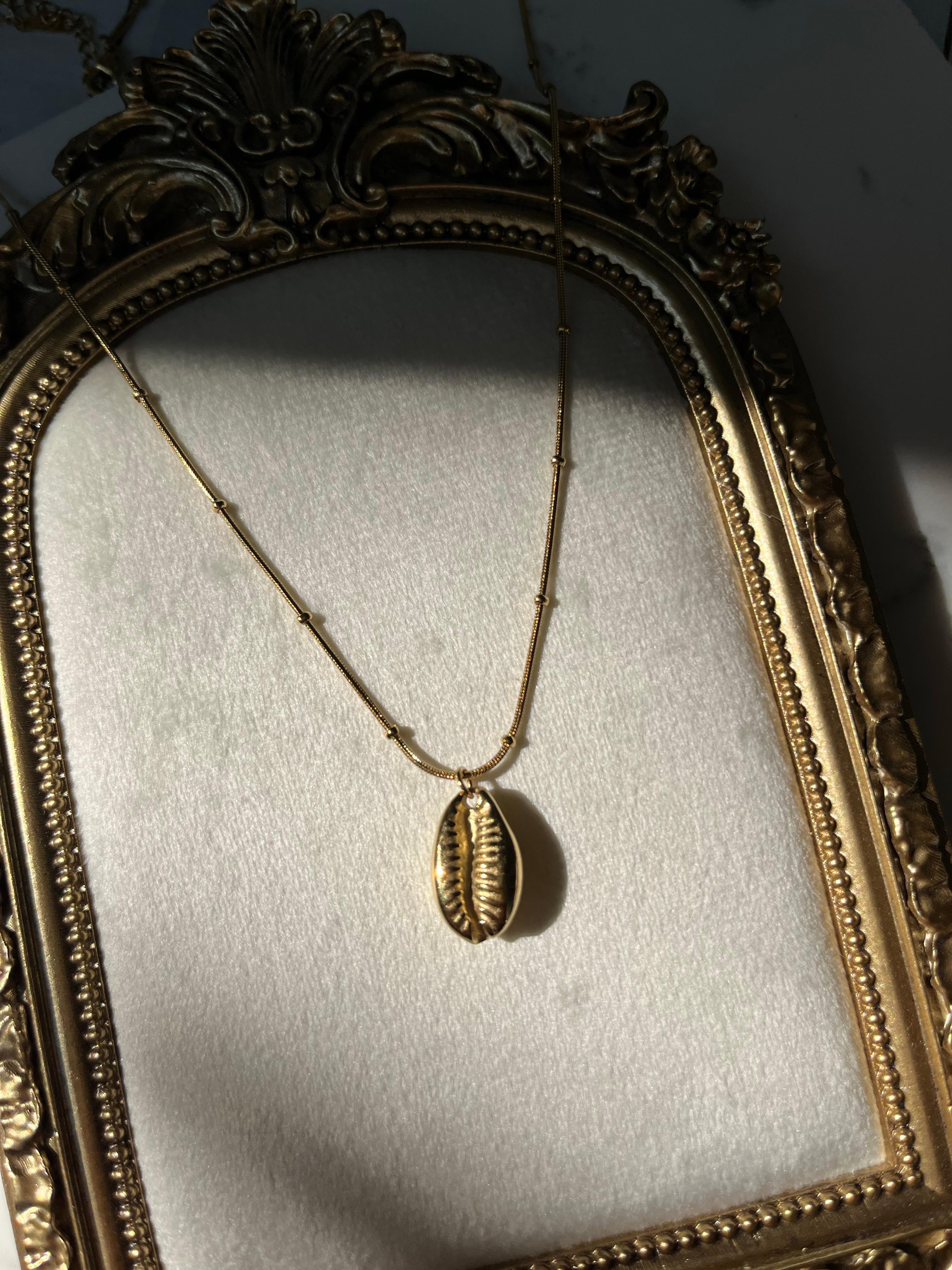 summer kolye gold