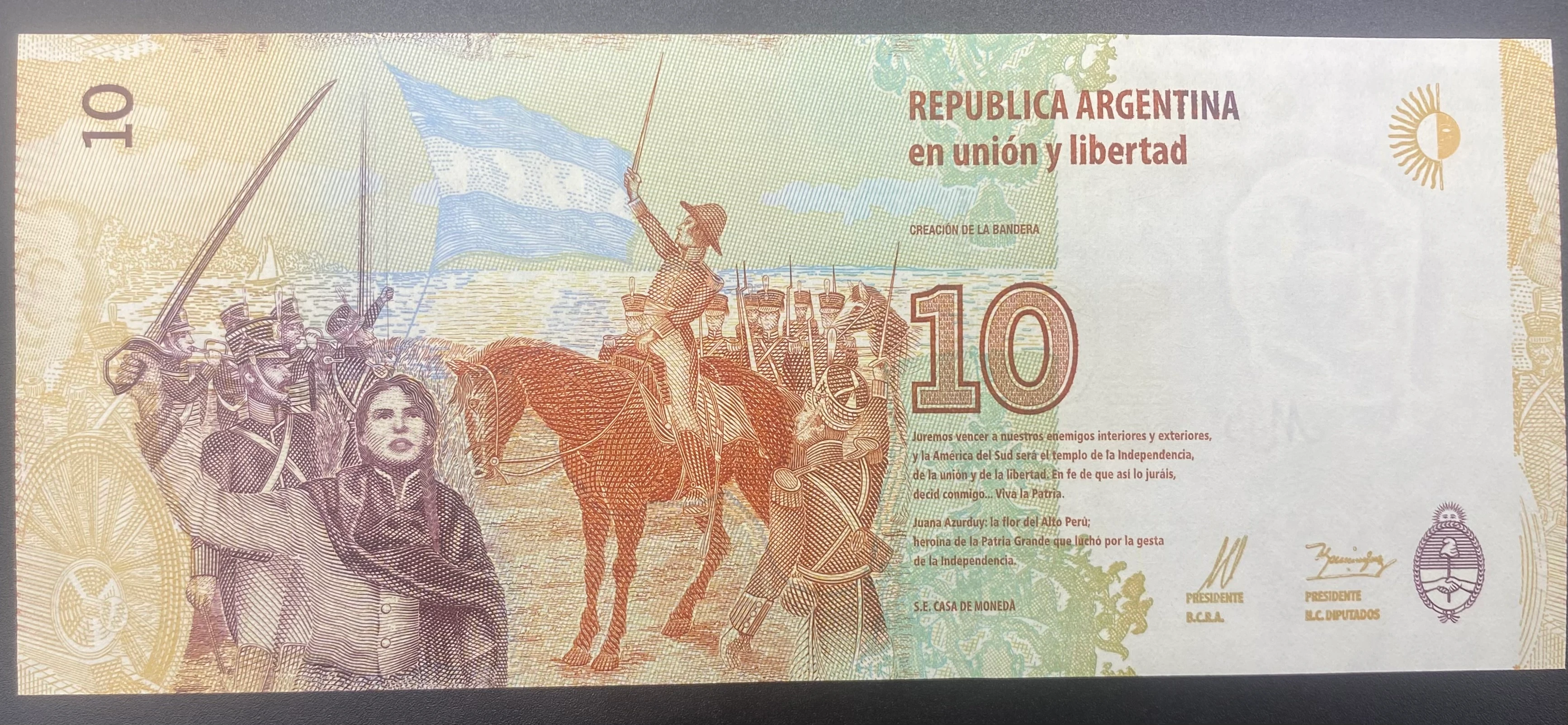 ARJANTİN  10 PESOS   (2011)-ÇİL