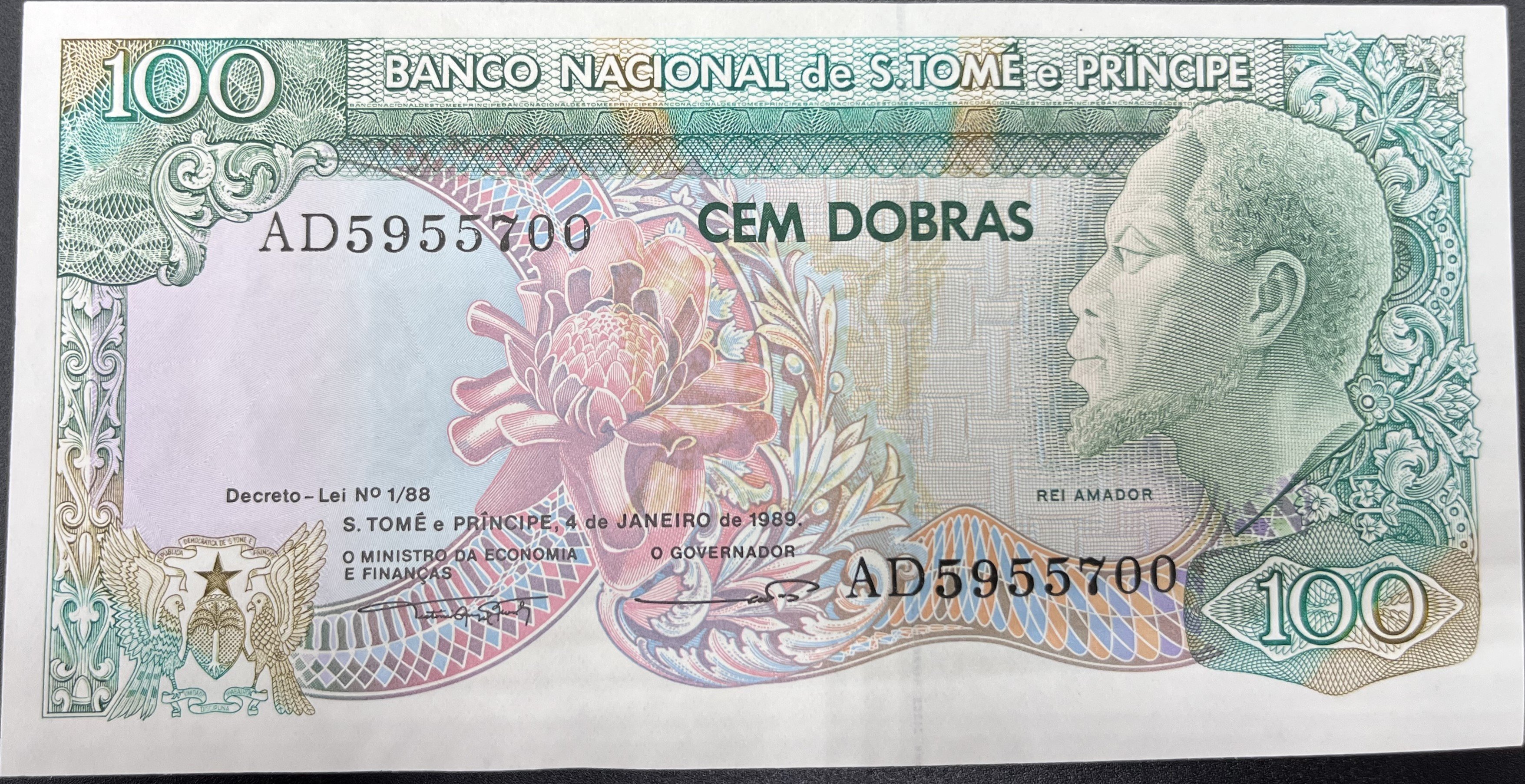 SAO TOME PRİNCİPE>100.00>DOBRA