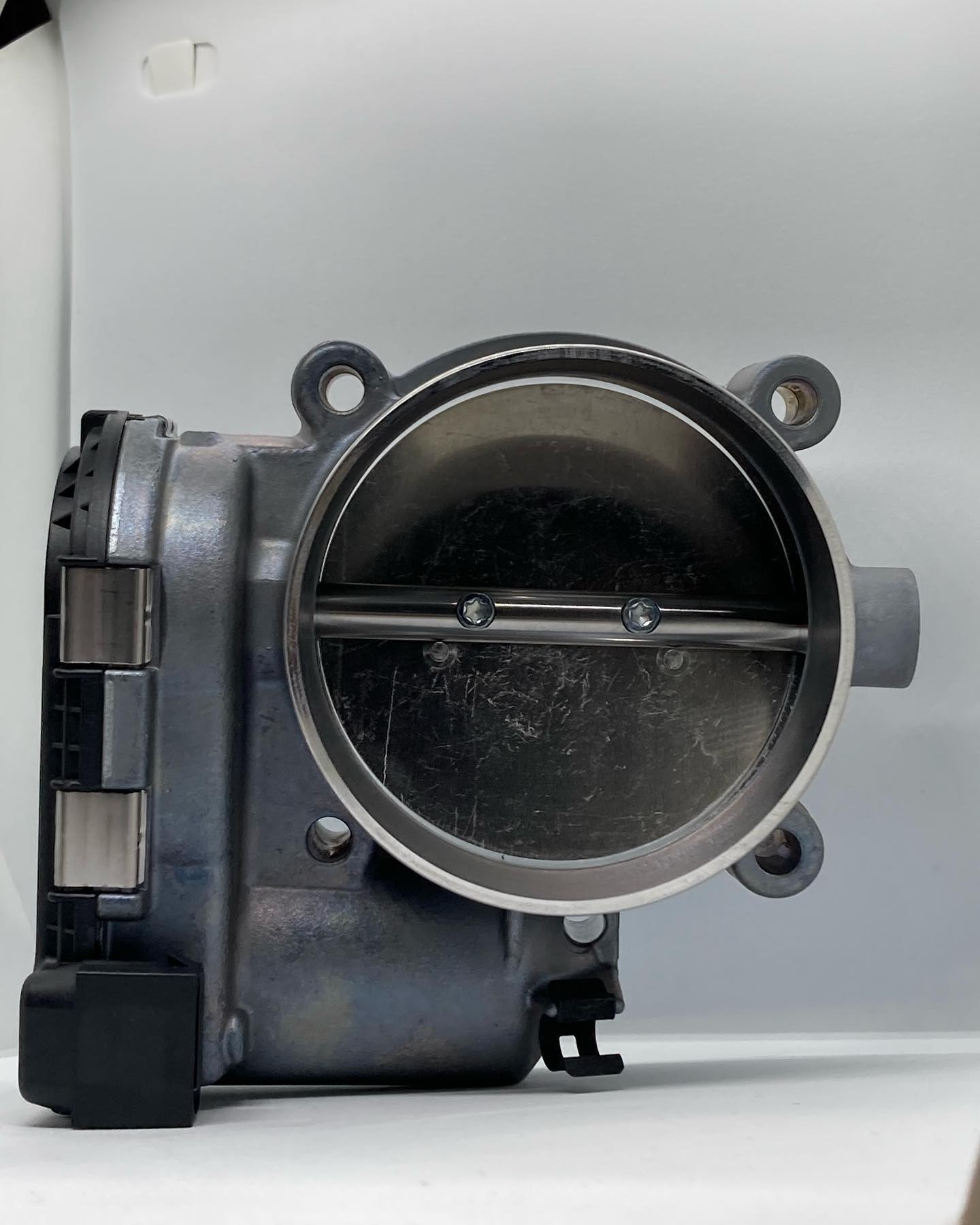 Bosch 82mm Elektronik Gaz Kelebeği