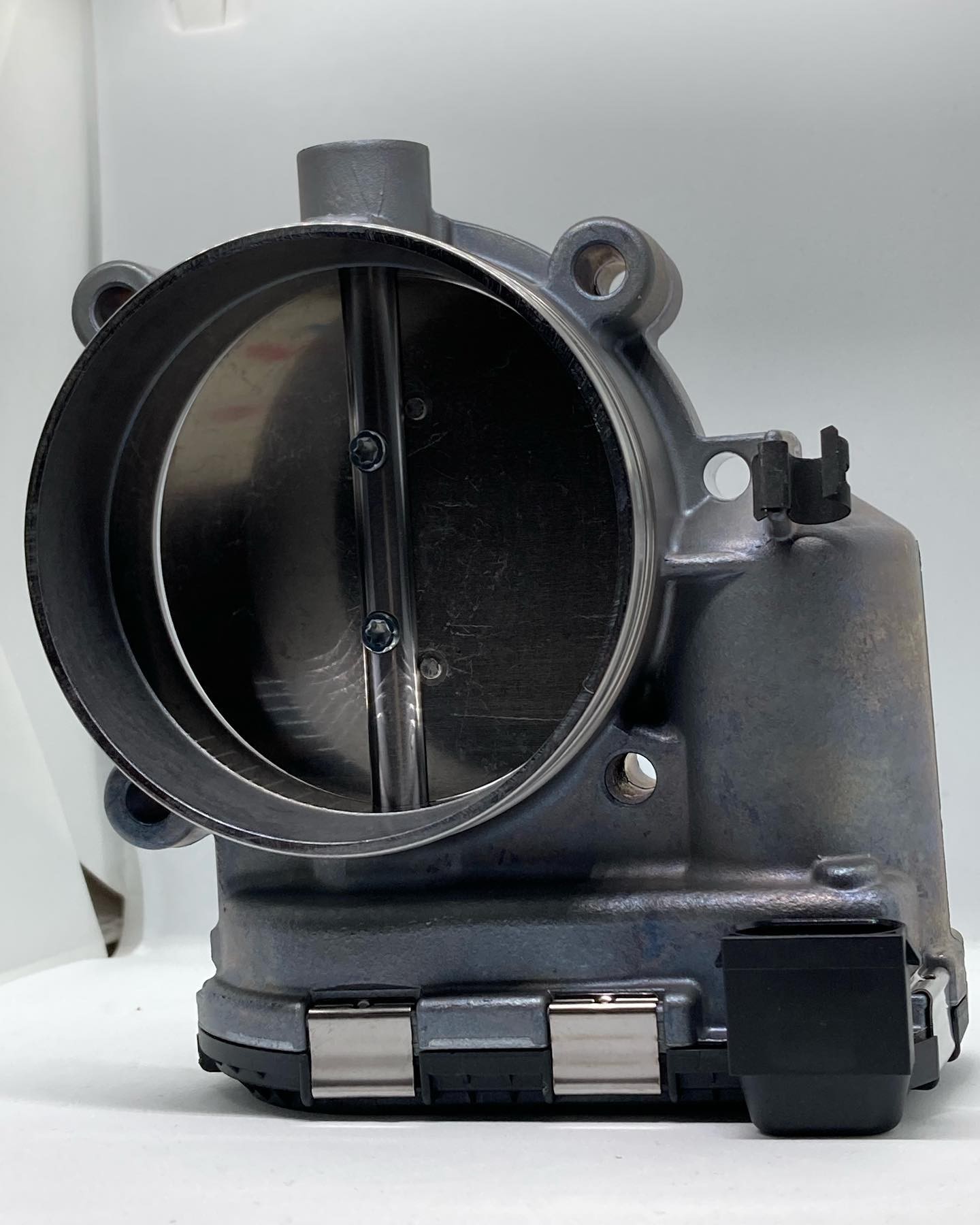 Bosch 82mm Elektronik Gaz Kelebeği