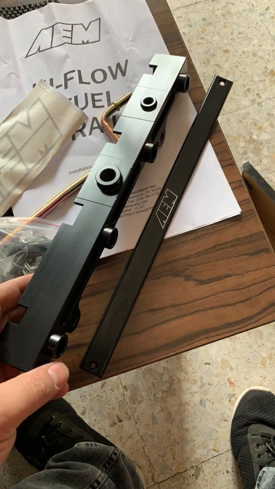 AEM K20 Yakıt Rayı
