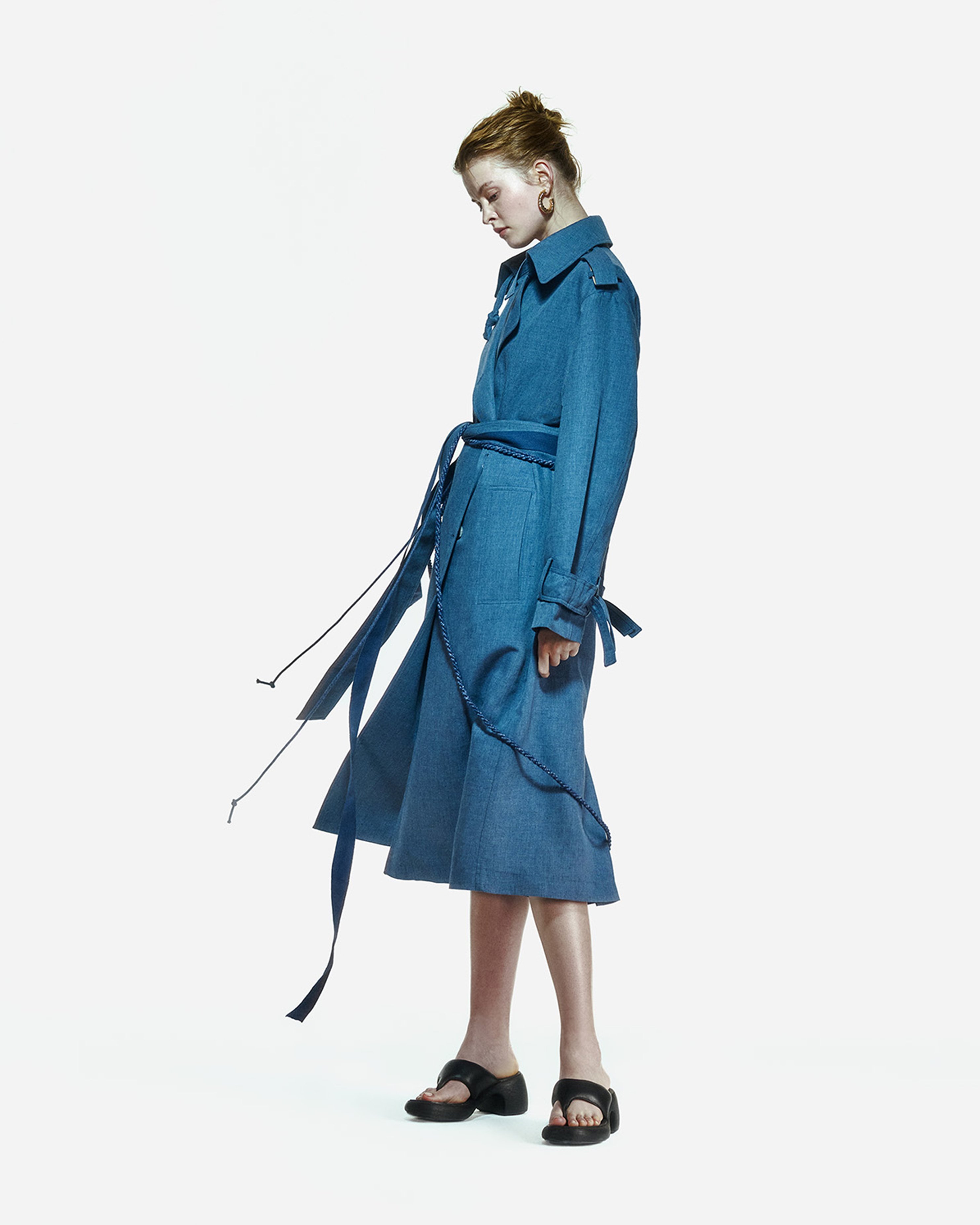 Ise Trenchcoat in Denim Blue