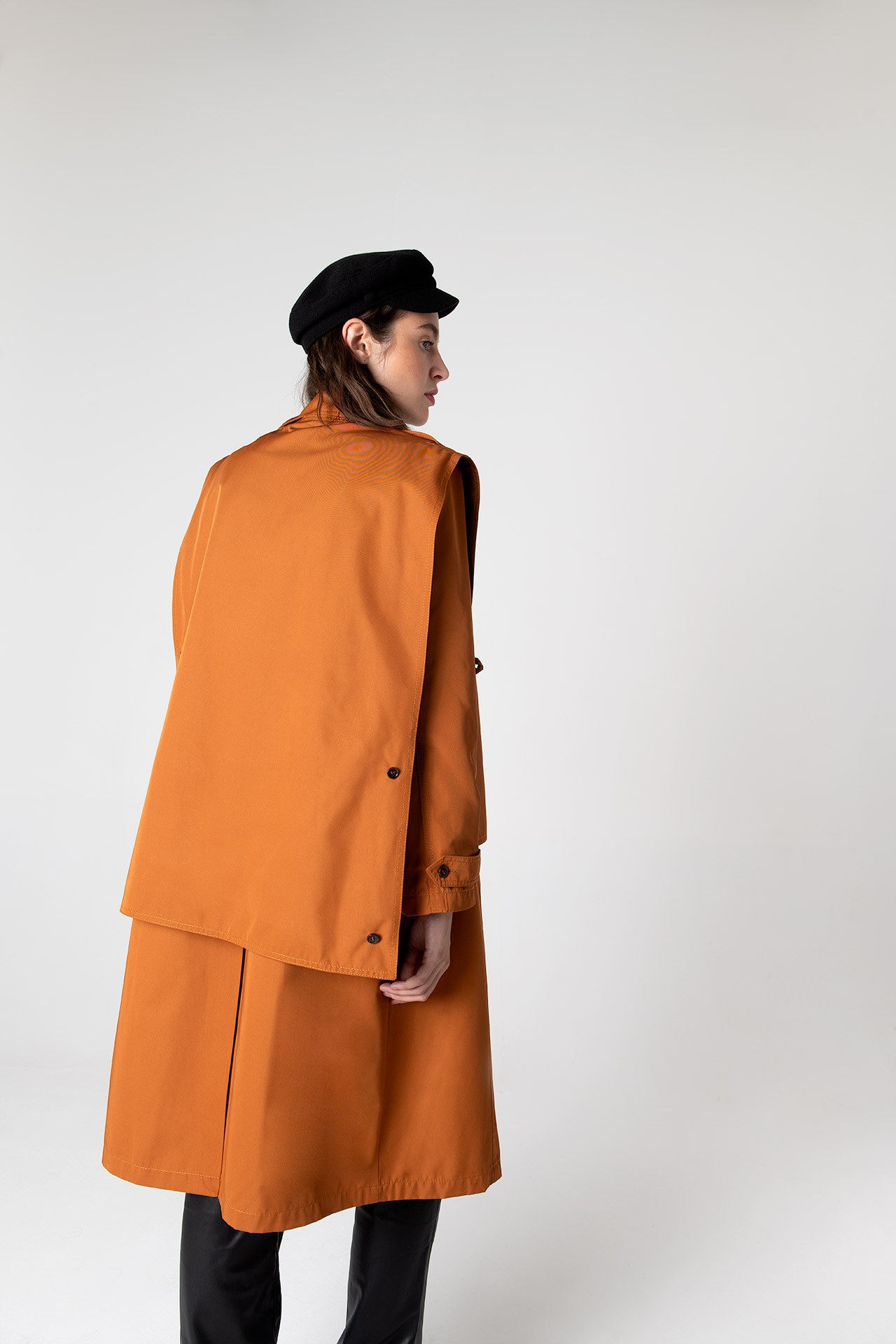 Beatrice Asymmetric Piece Trenchcoat - Cinnamon