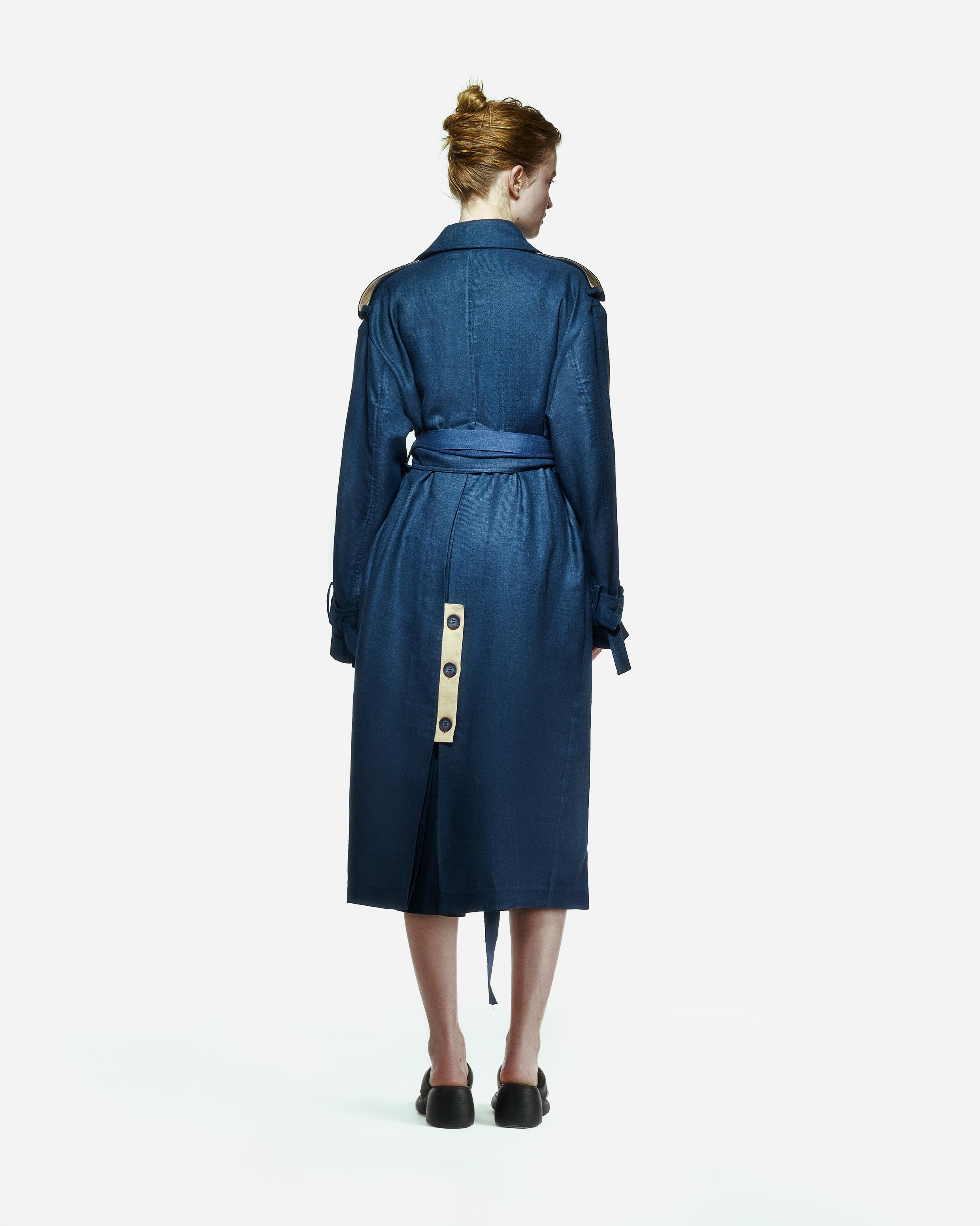 Ise Trenchcoat in Underwater Blue