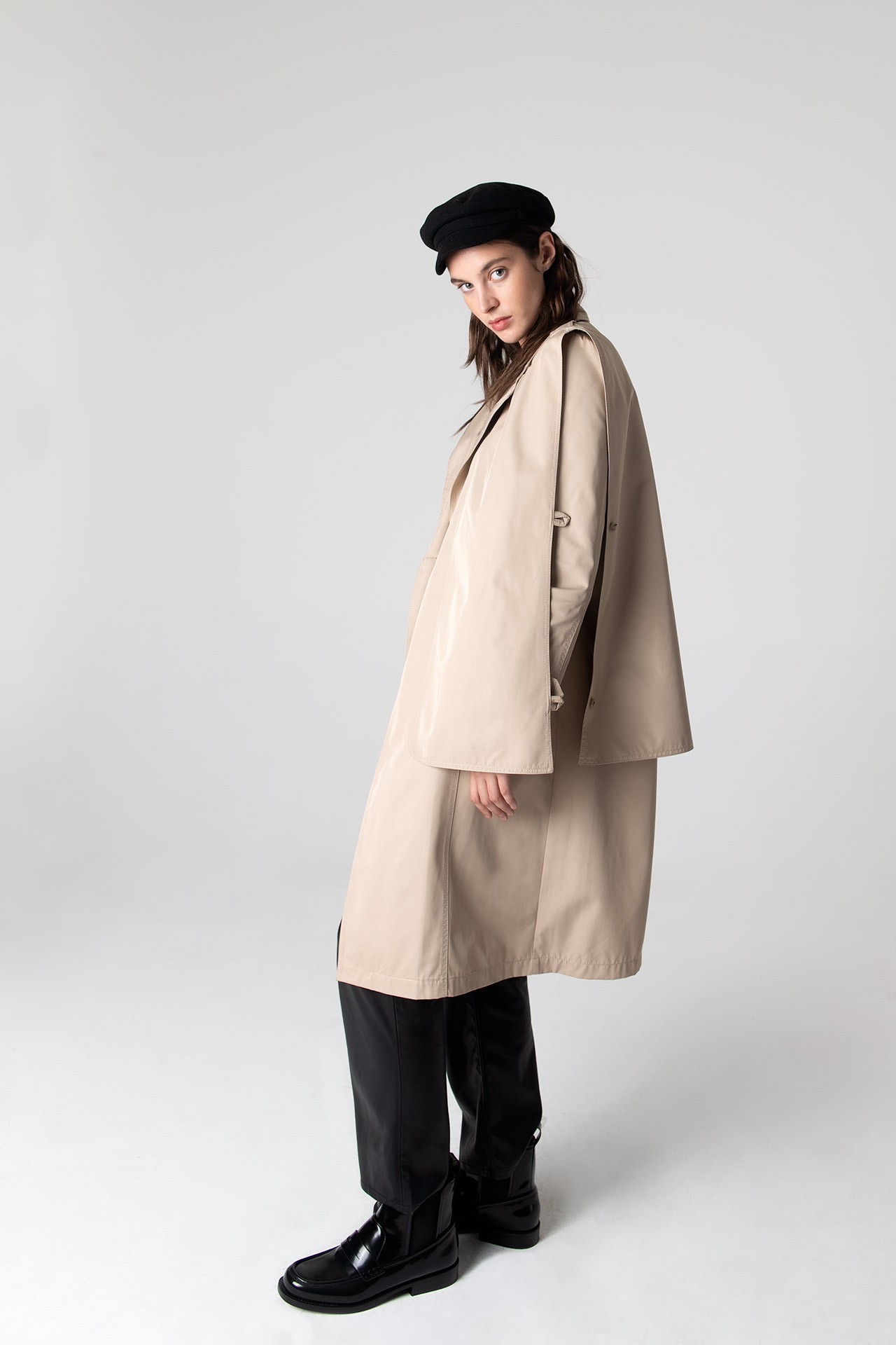 Beatrice Asymmetric Piece Trenchcoat