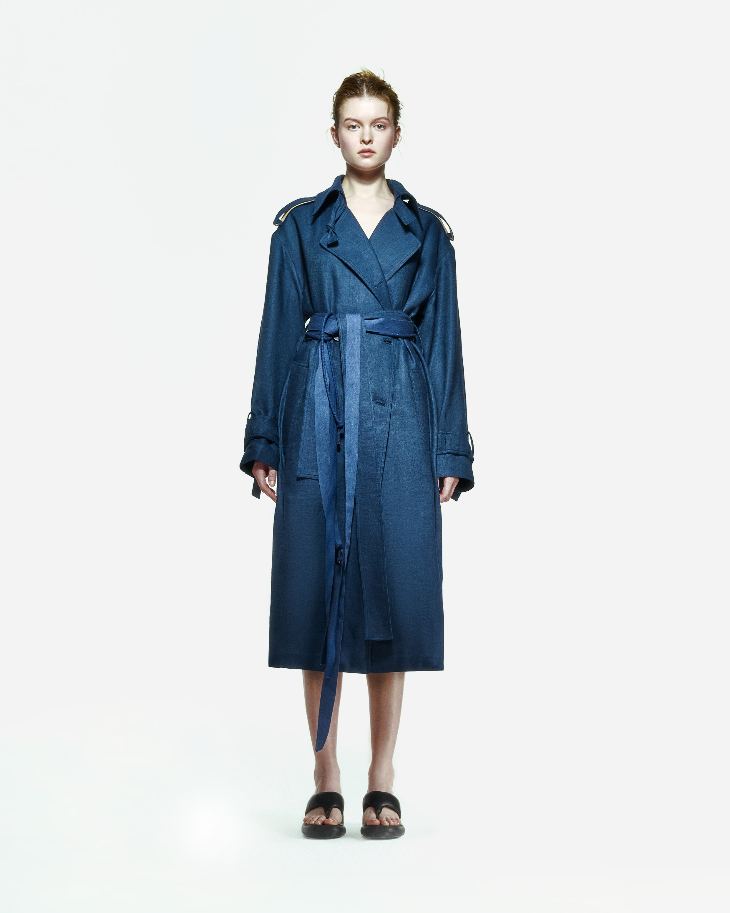 Ise Trenchcoat in Underwater Blue