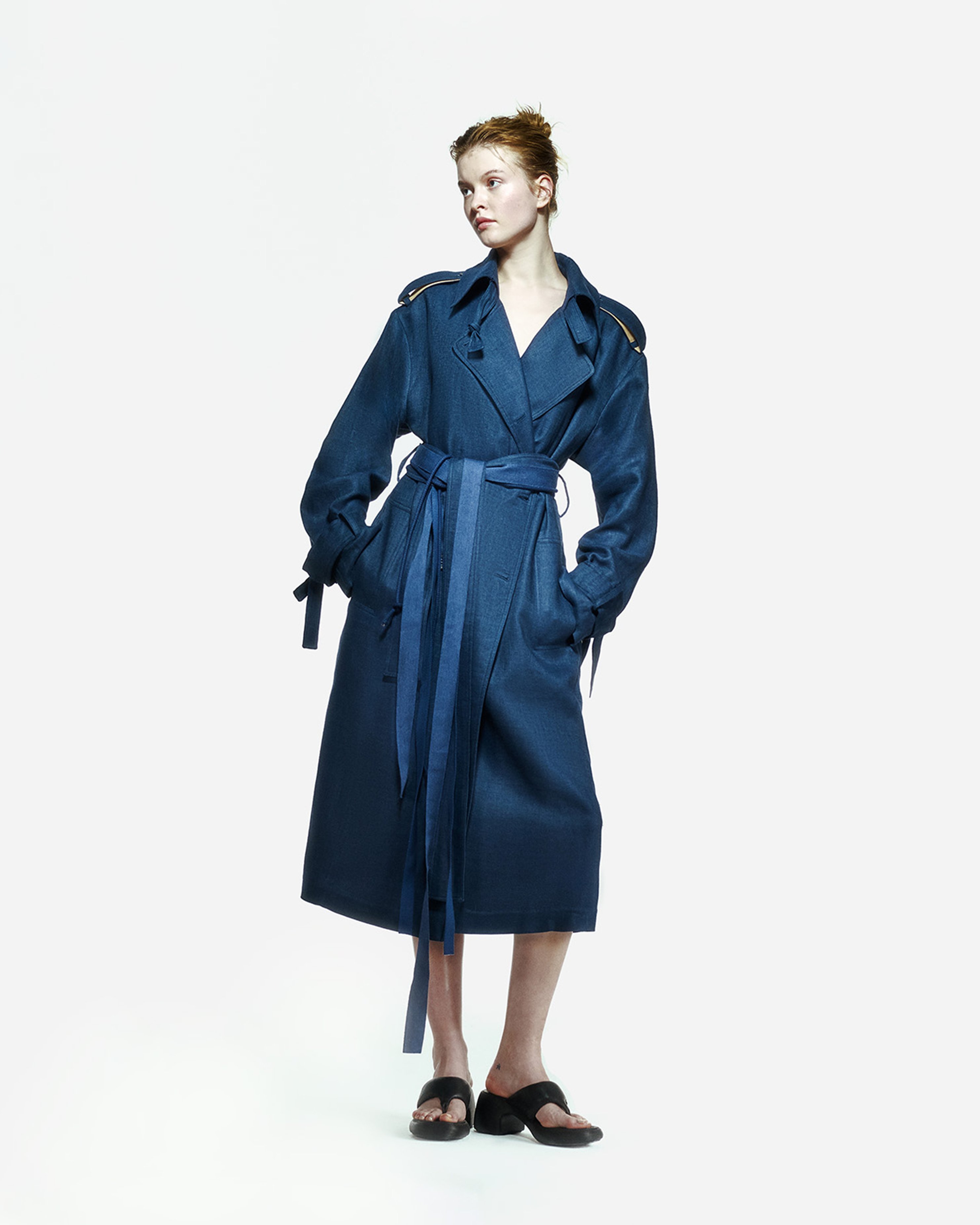 Ise Trenchcoat in Underwater Blue