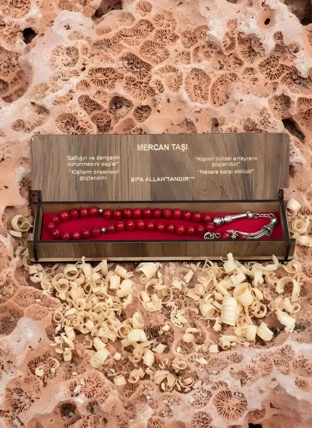 Dekomina Ahşap Kutulu Doğal Taş Tespih - Mercan Taşı