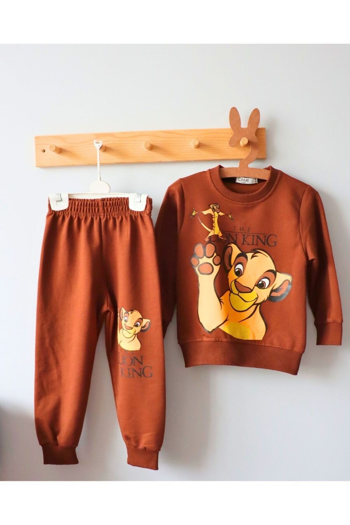 Rahat ve Kaliteli Esneyen Kumş Lion King Erkek Çocuk İkili Takım - kahverengi