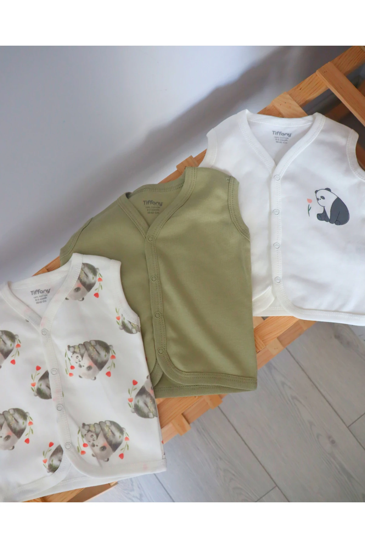 Panda Tasarım Desenli Şık ve Rahat Kız Erkek Bebek Theme Yelek