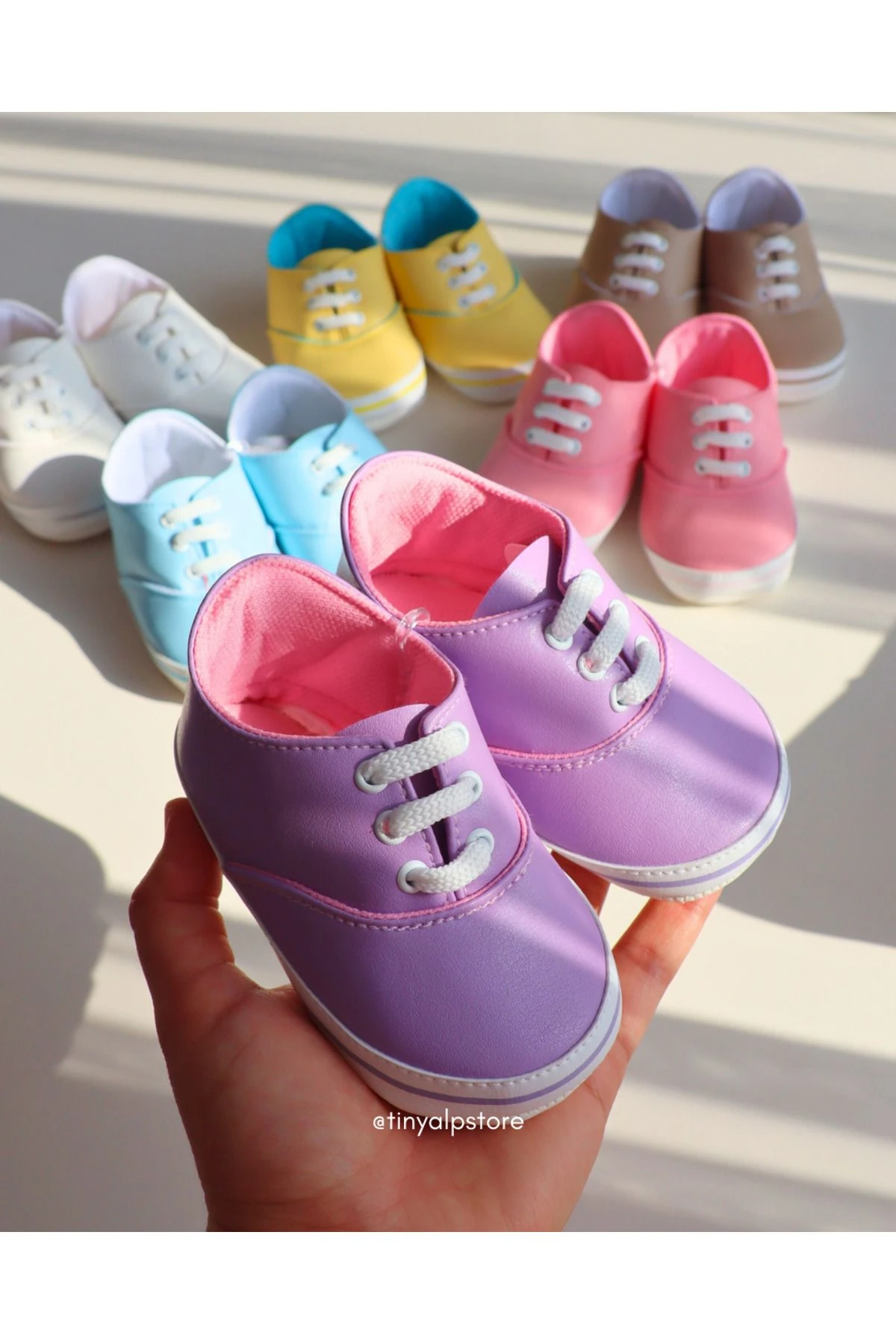 Bayramlık Retro Soft Renkli Tasarım Desenli Tabanı Yumuşacık Renkli Kız Erkek Bebek Ayakkabısı - mor