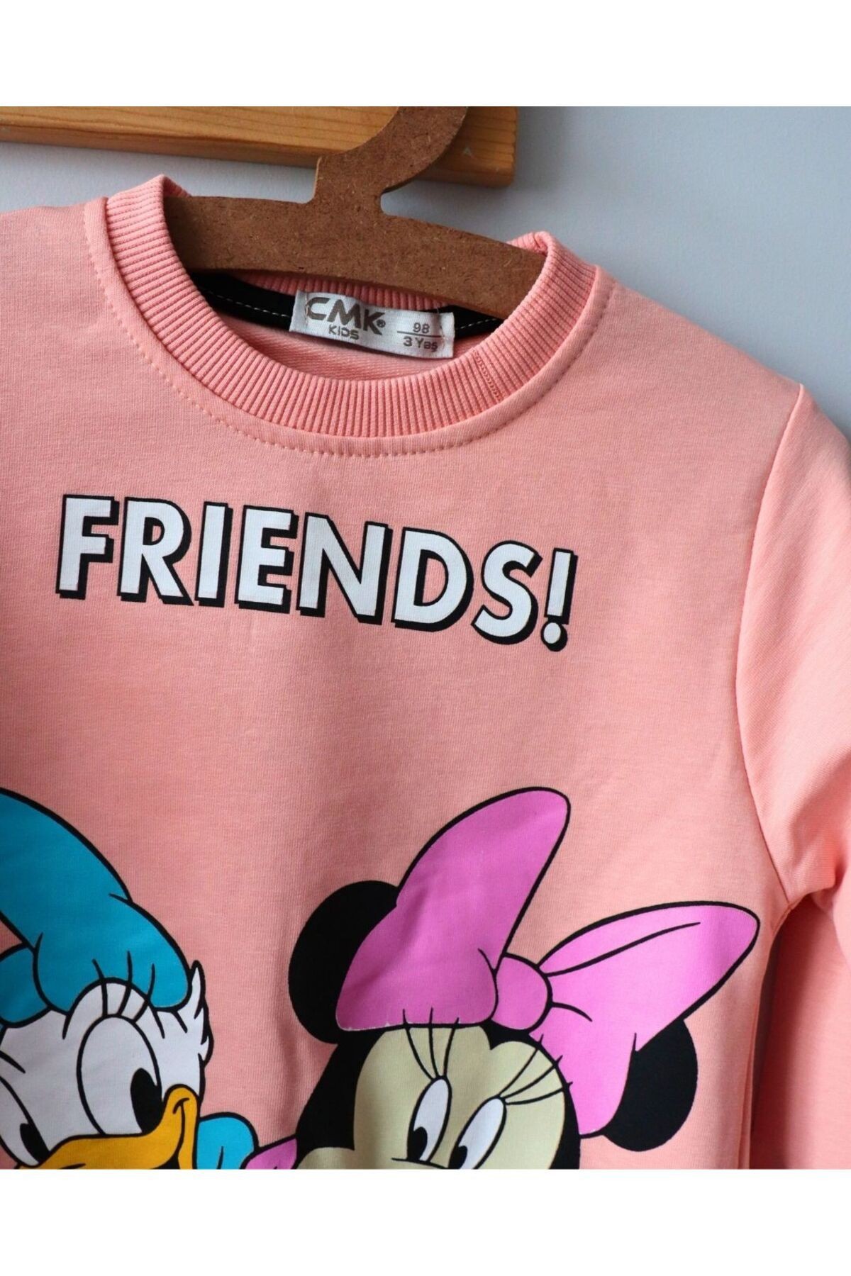 Rahat ve Kaliteli Esneyen Basic Kumaş Friends Kız Çocuk İkili Takım