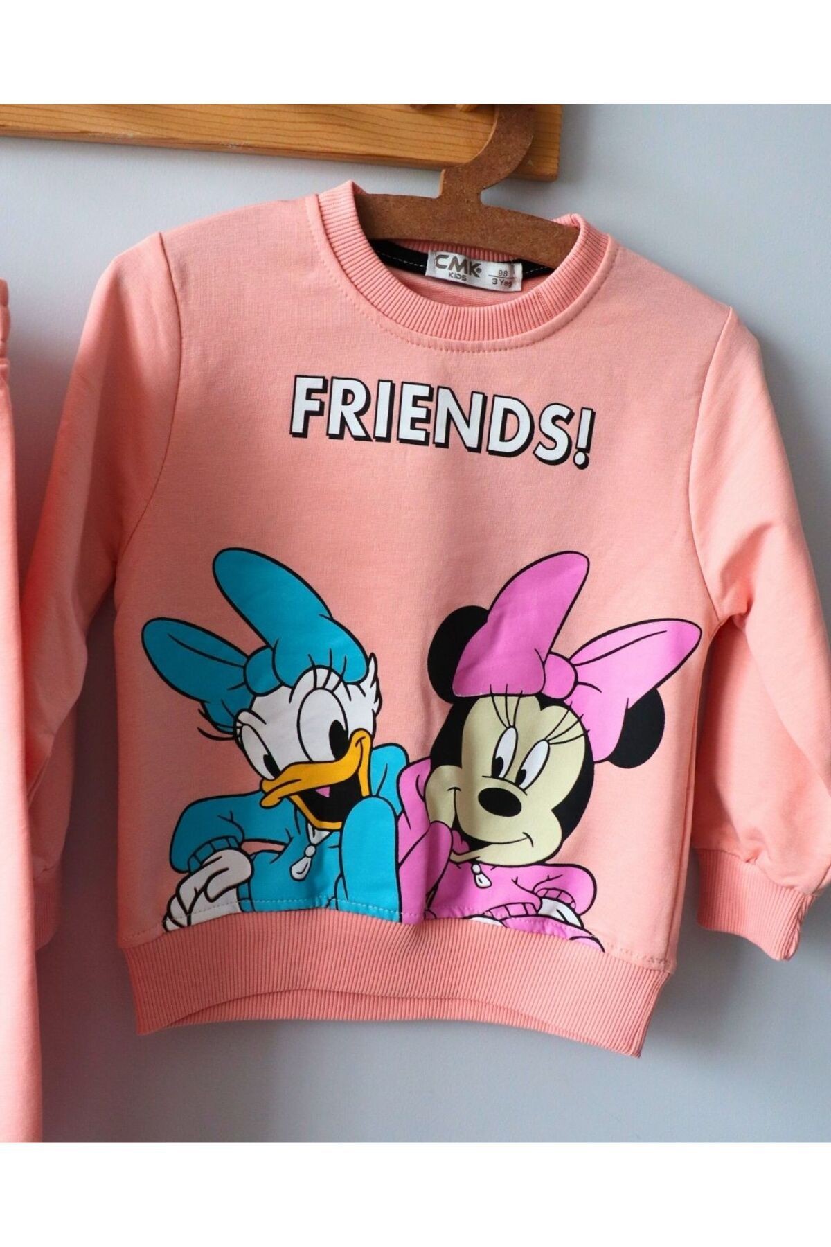 Rahat ve Kaliteli Esneyen Basic Kumaş Friends Kız Çocuk İkili Takım