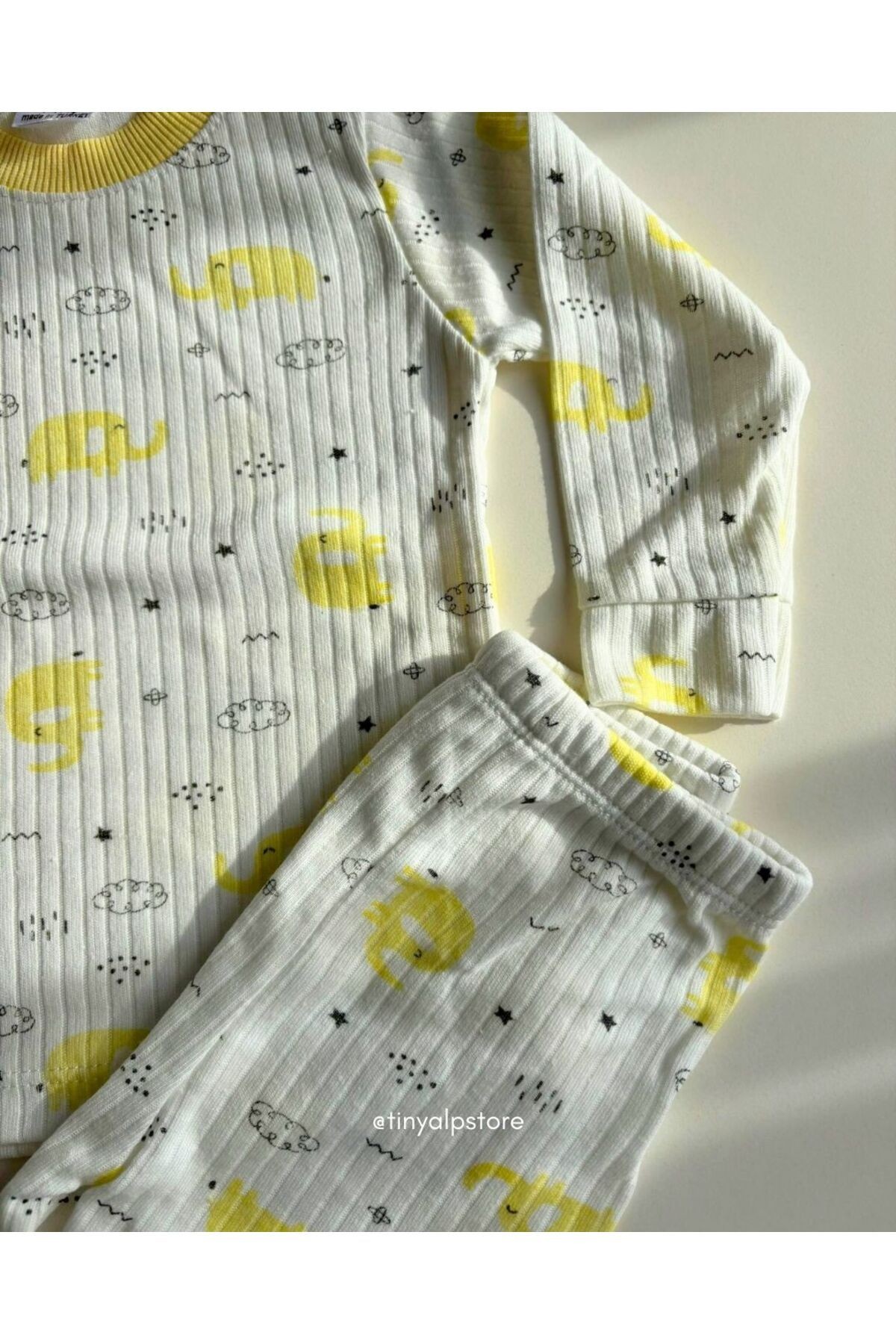 Yumuşacık Baharlık Rahat Kumaş Yazlık Çocuk Unisex Pijama Takımı