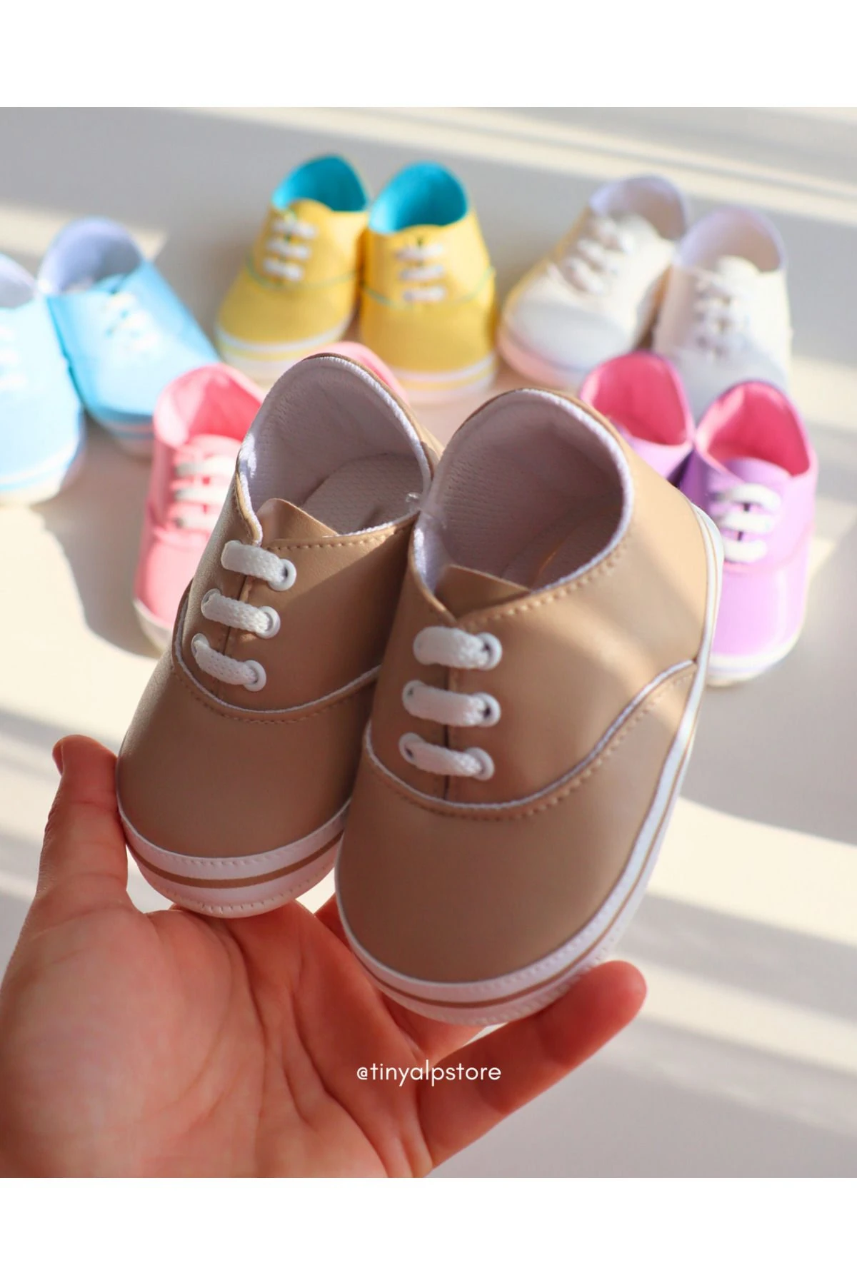 Bayramlık Retro Soft Renkli Tasarım Desenli Tabanı Yumuşacık Renkli Kız Erkek Bebek Ayakkabısı