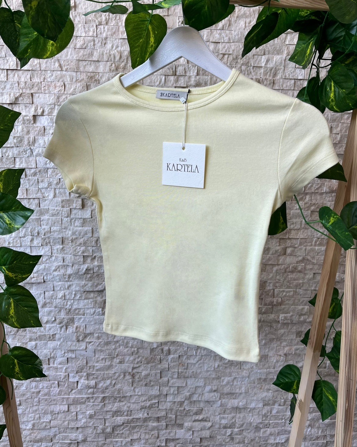 Pamuk kısa kollu limon sarısı tişört image