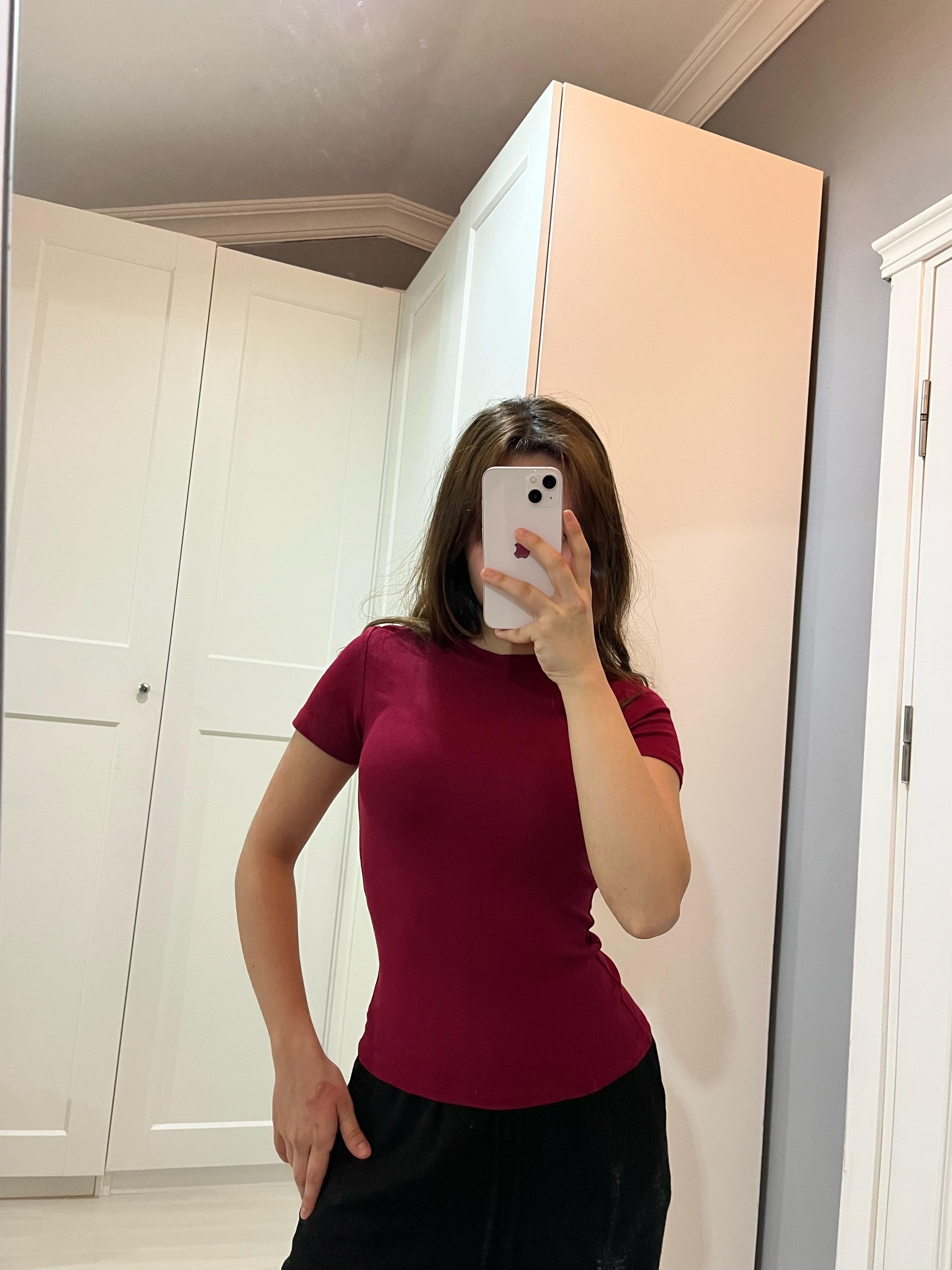 Bisiklet yaka kısa kollu bordo tişört