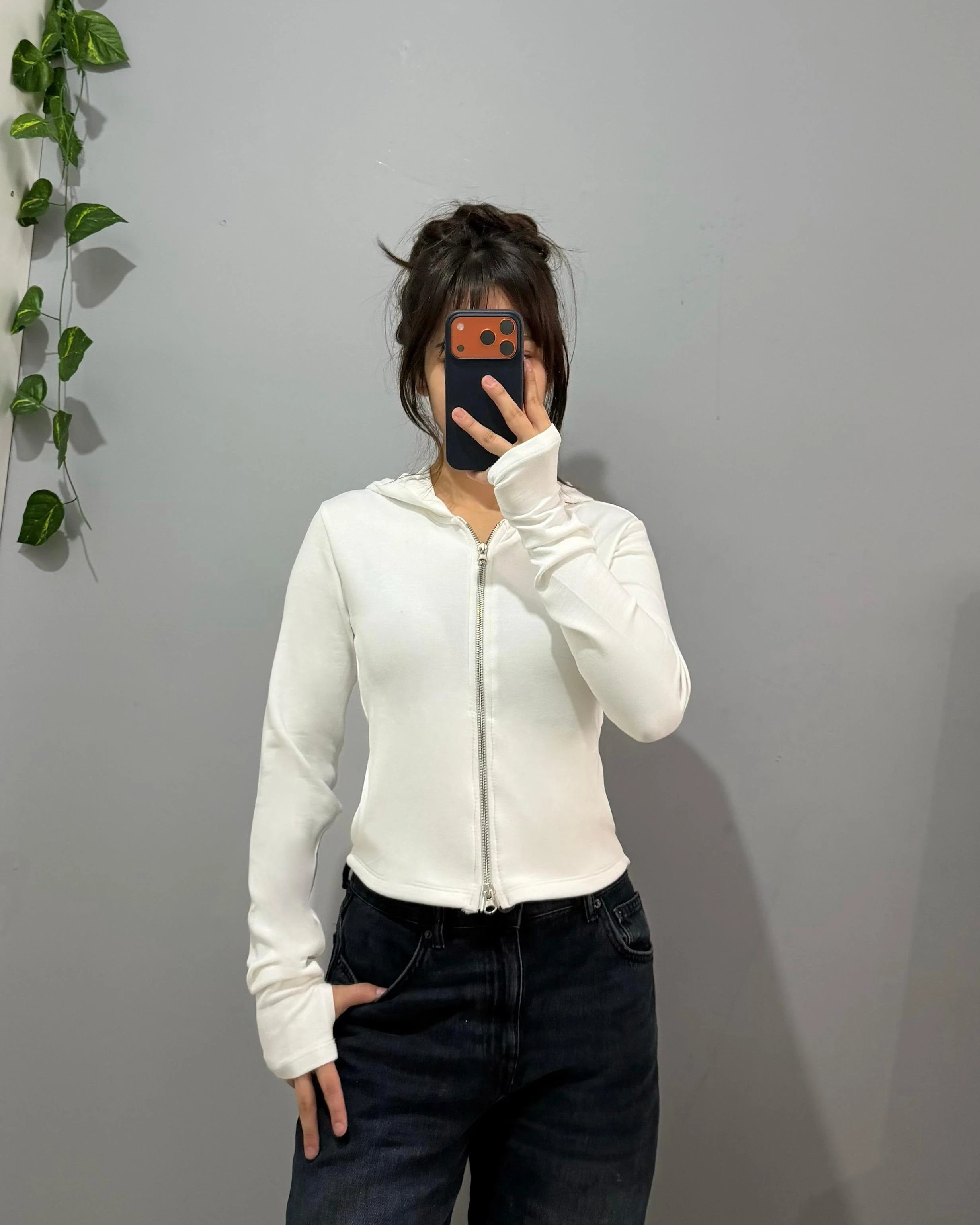 beyaz thumbnail image