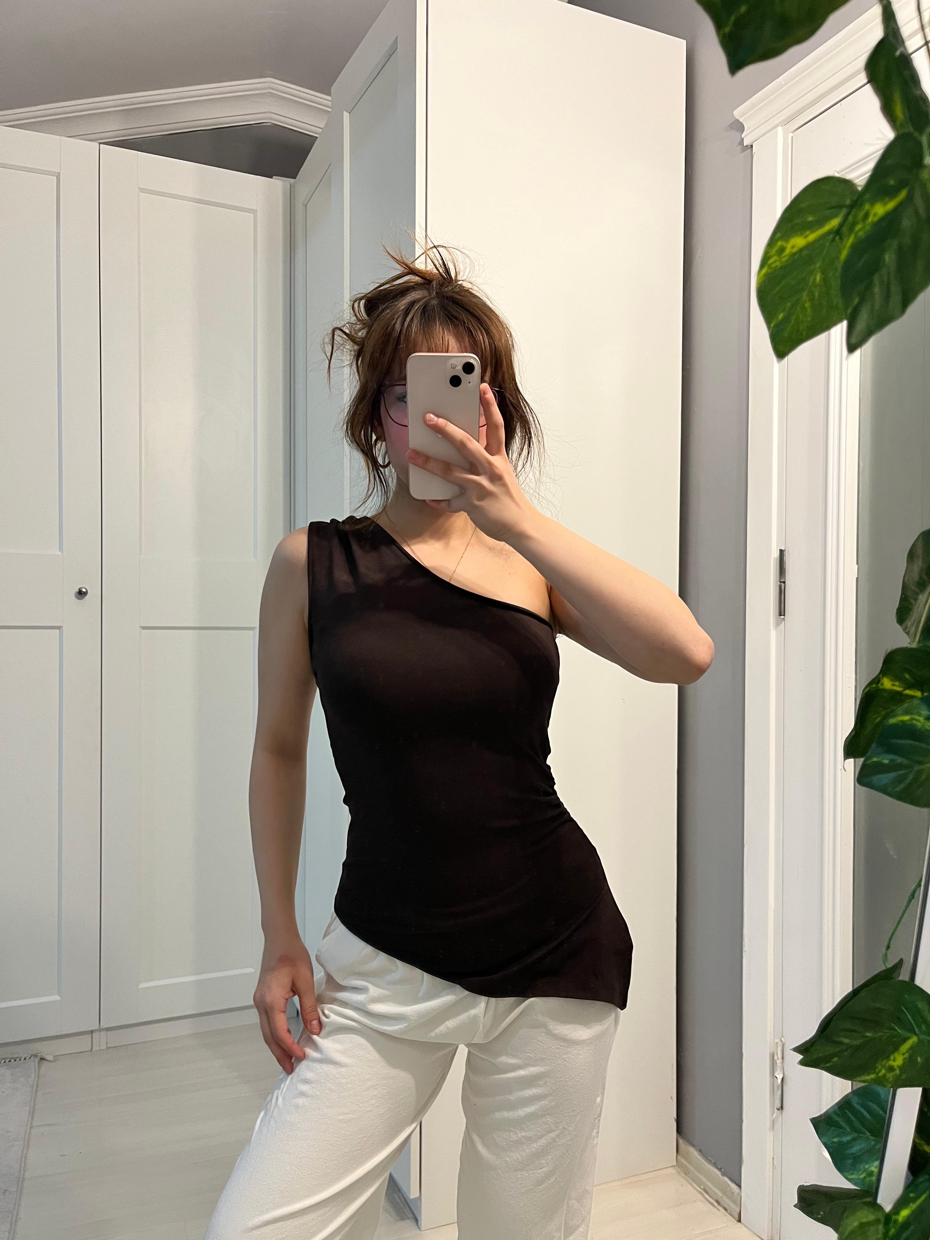 Tek omuz bel büzgülü acı kahve bluz