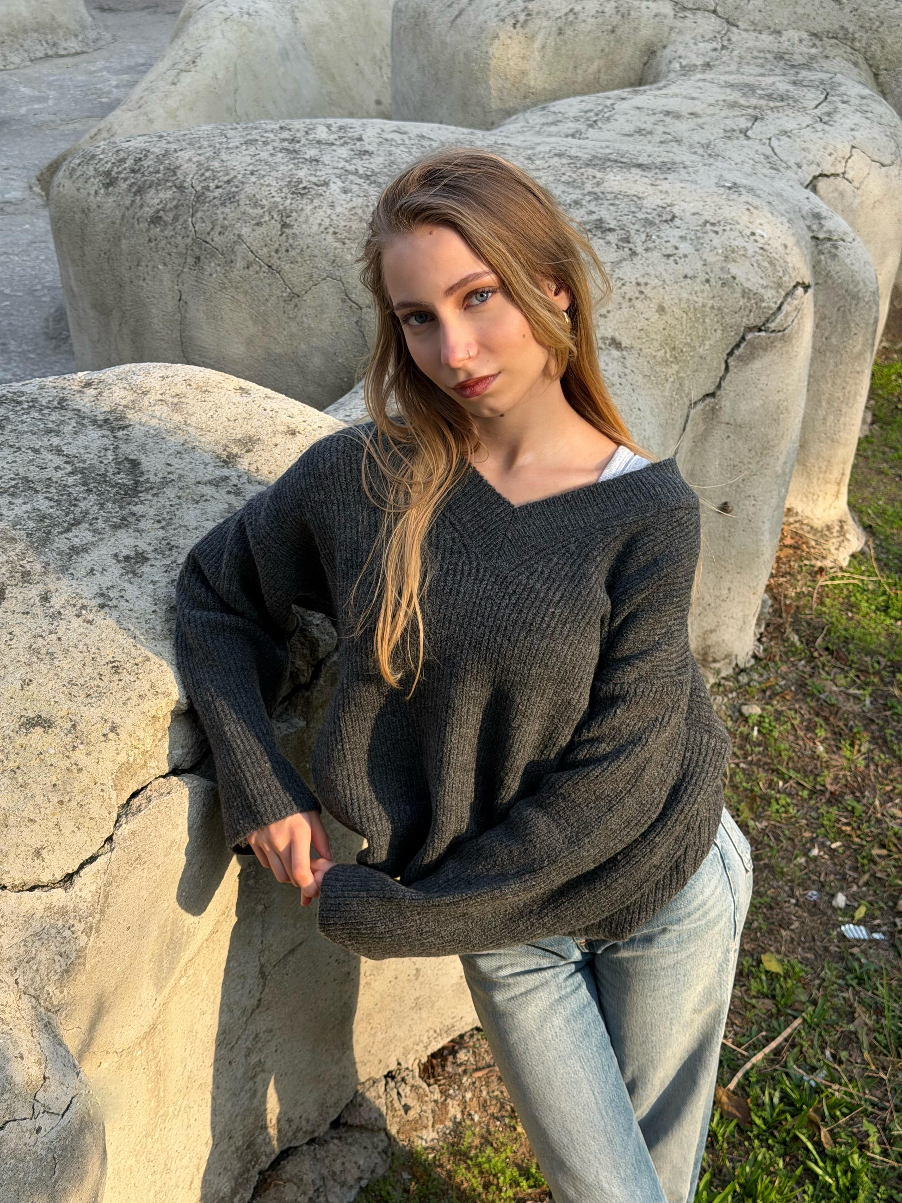 V yaka triko kazak image