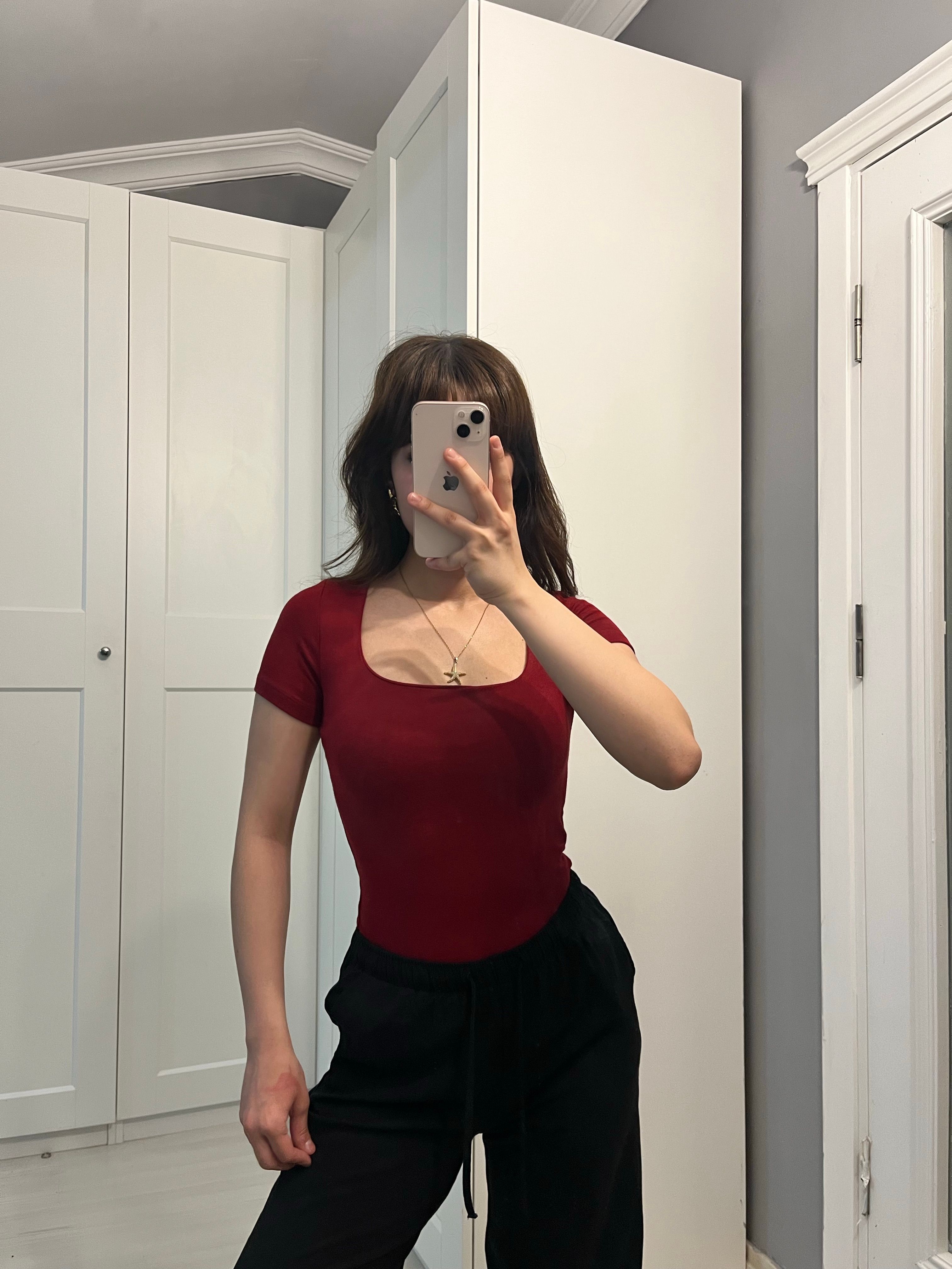 Kare yaka kısa kollu bordo bluz