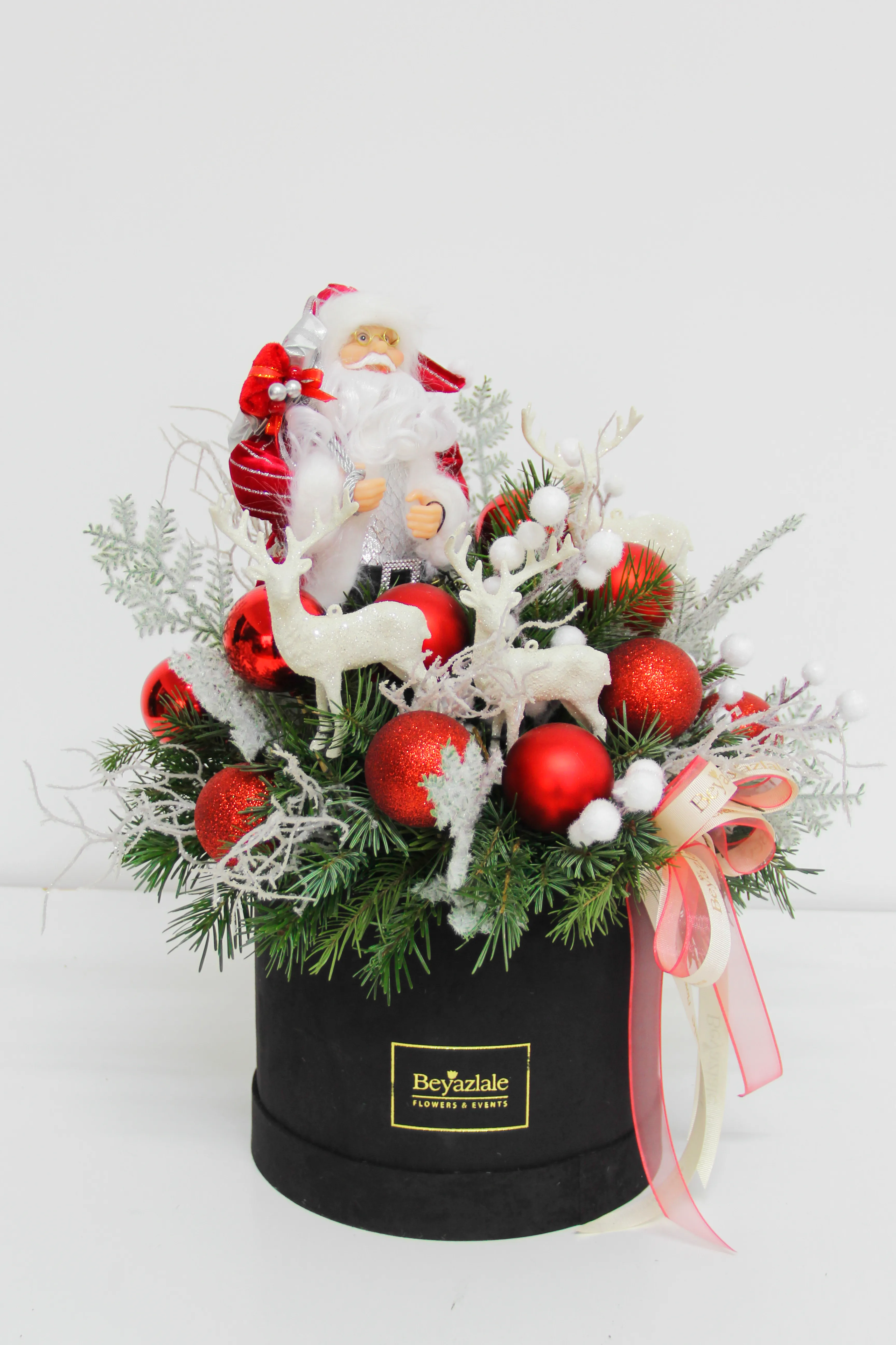 Kırmızı Yılbaşı Kutu Aranjmanı